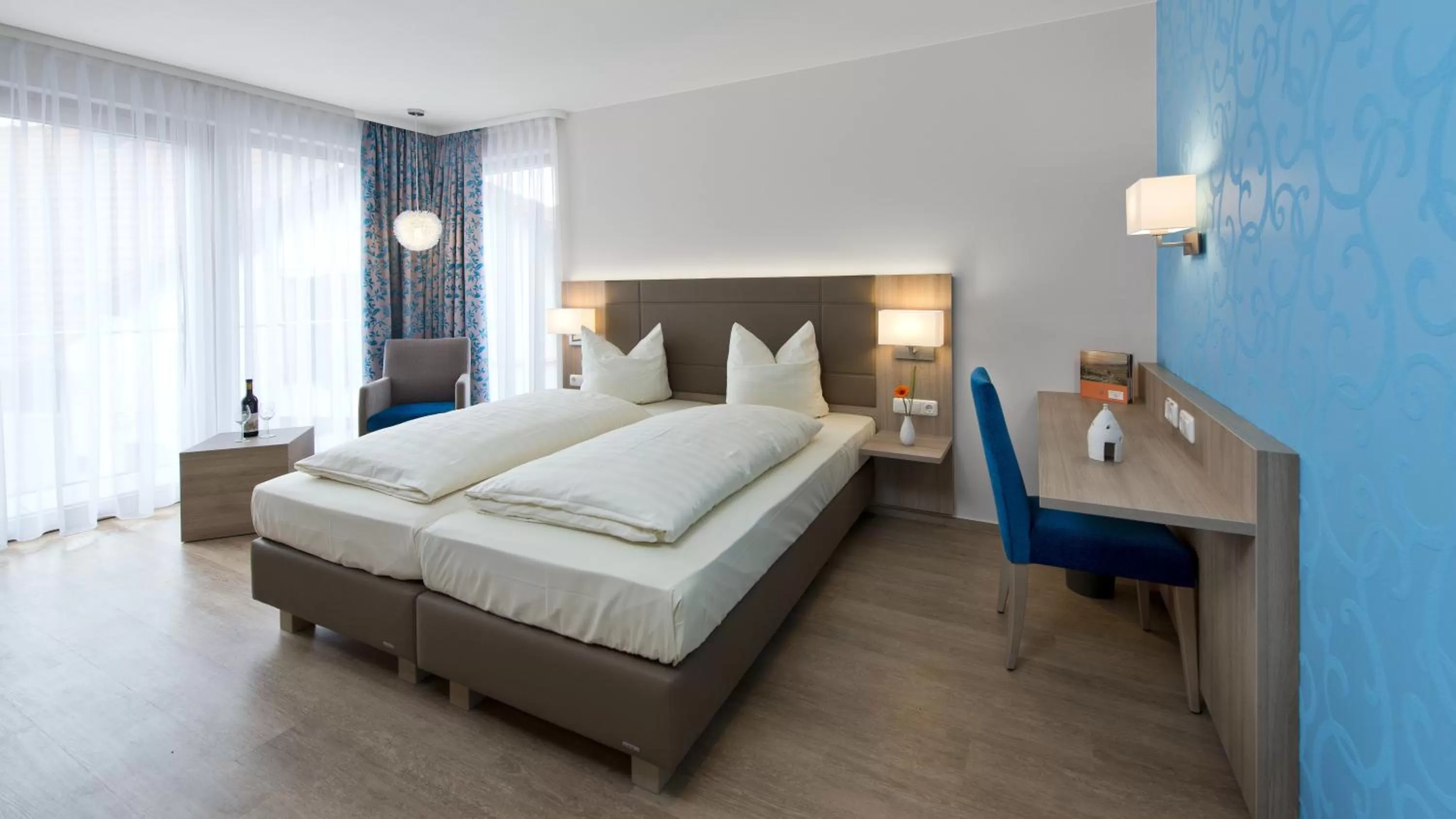 Photo of the whole room, Bed in Landhotel im Klostereck Strubel-Roos