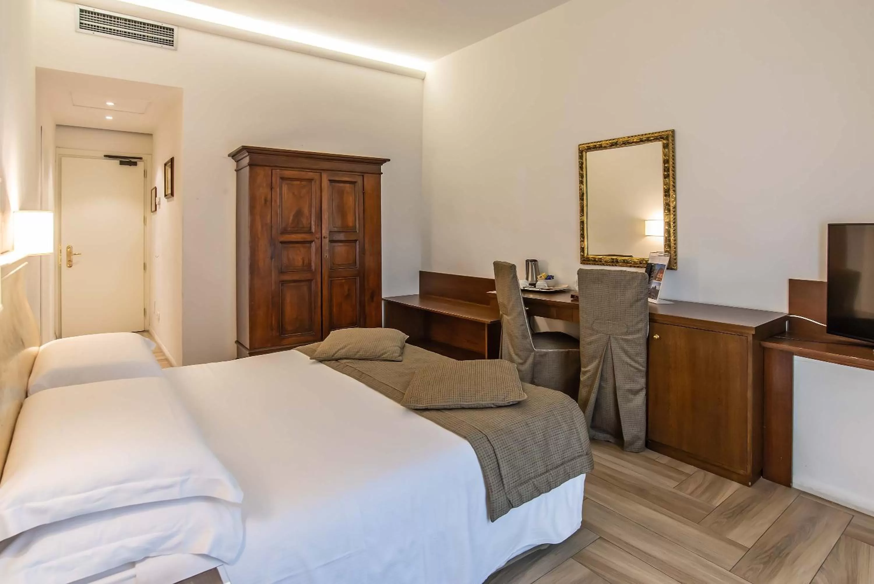 Bedroom, Bed in Hotel Machiavelli Palace