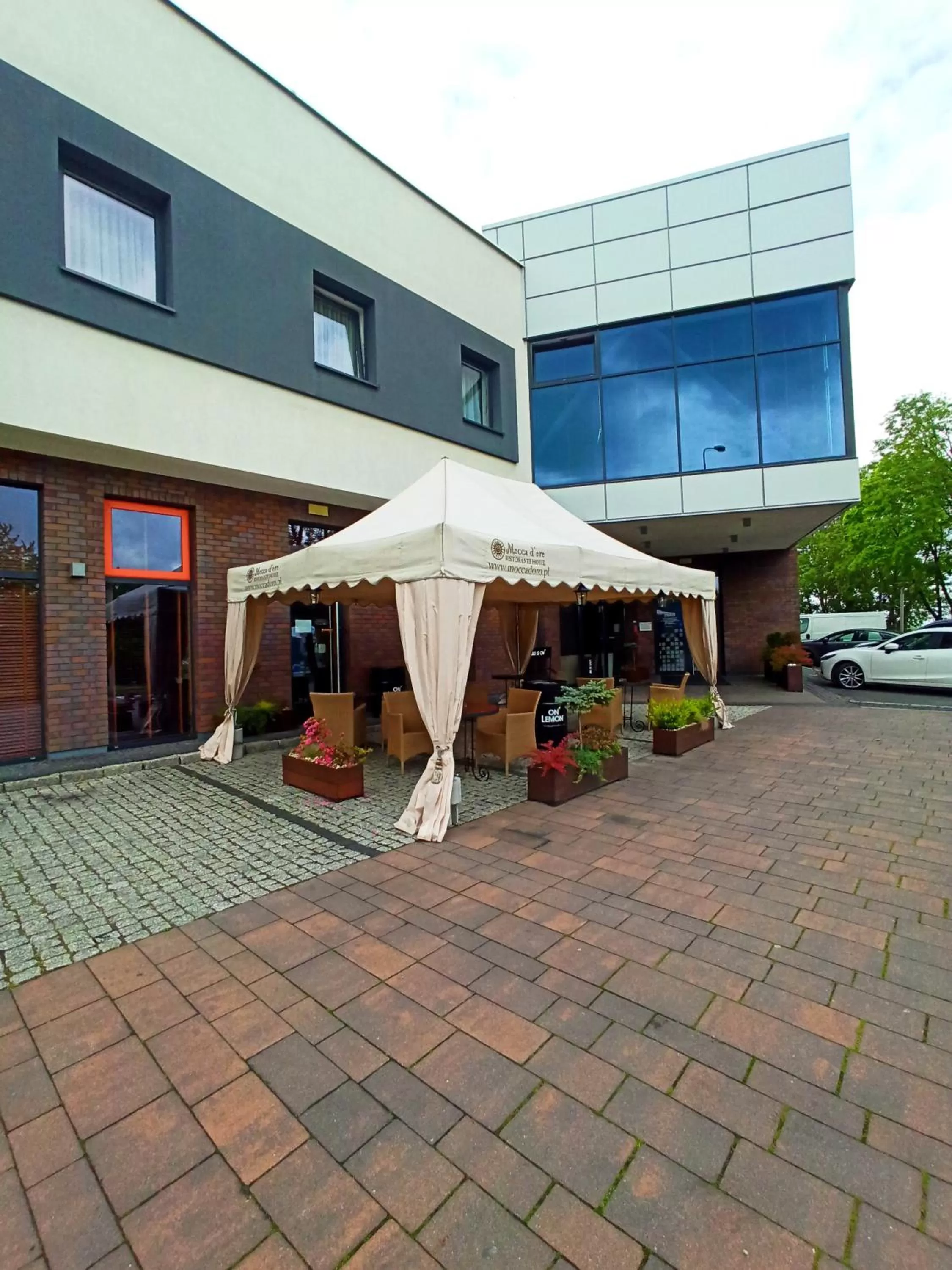 Property building in Hotel Modus