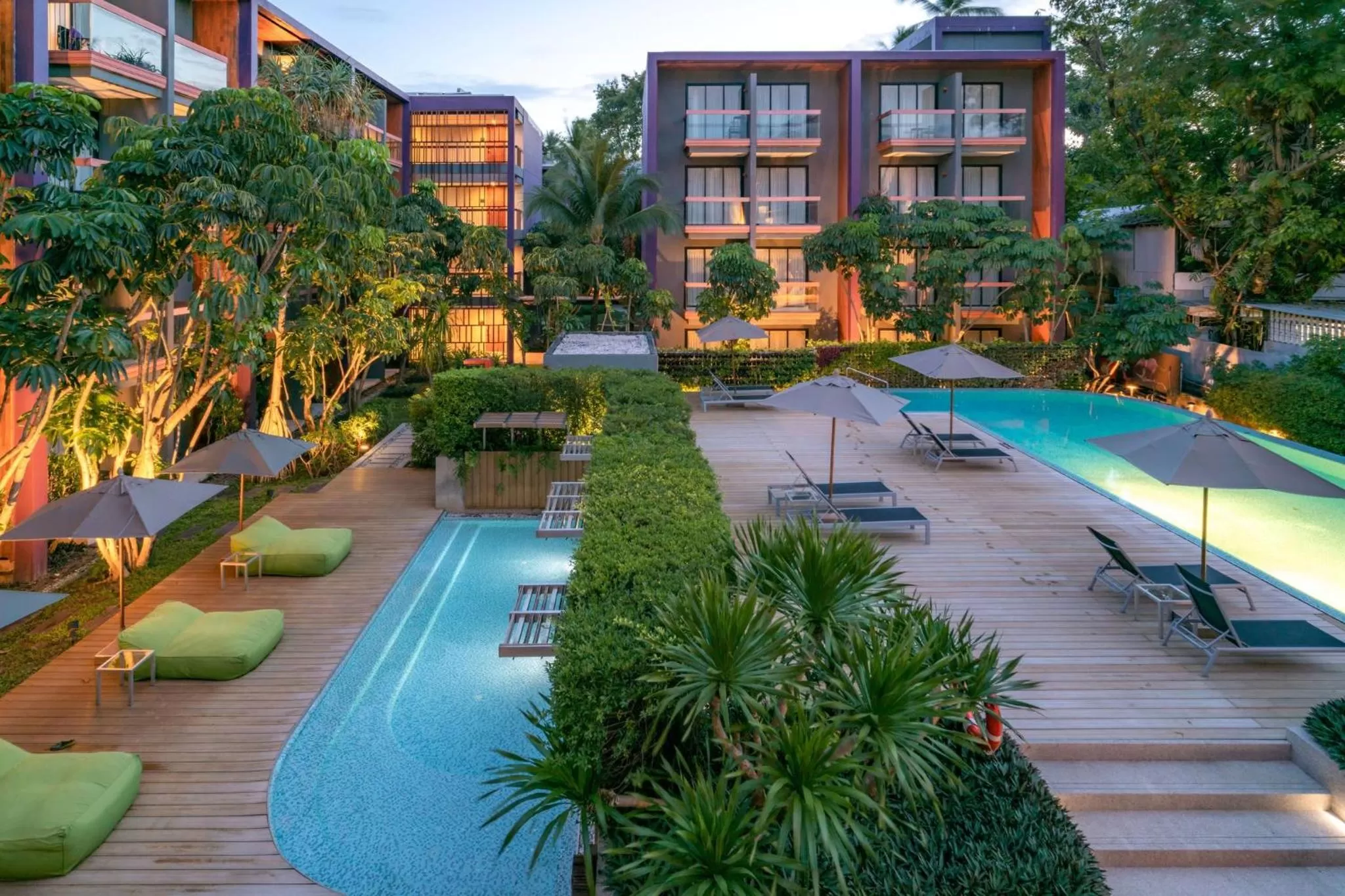 Swimming pool in Holiday Inn Express Phuket Patong Beach Central by IHG