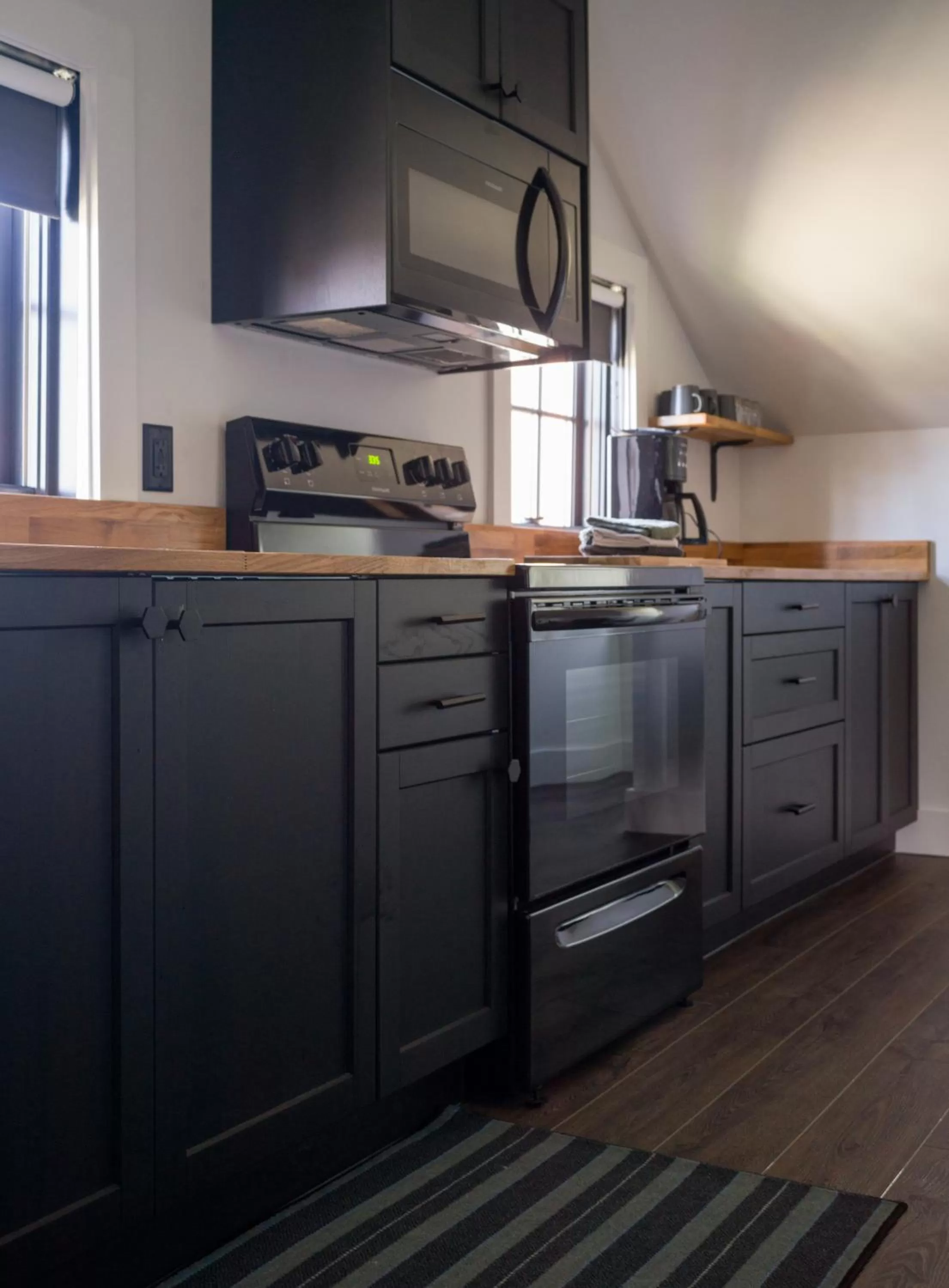 Kitchen or kitchenette, Kitchen/Kitchenette in THE INN DOWNTOWN - Portsmouth, NH