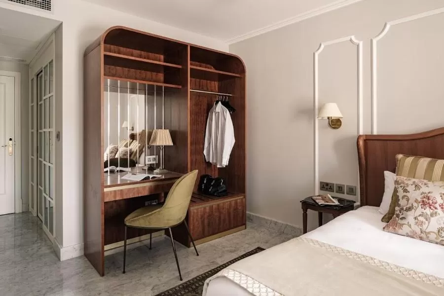 Bed in The Gomerino Hotel