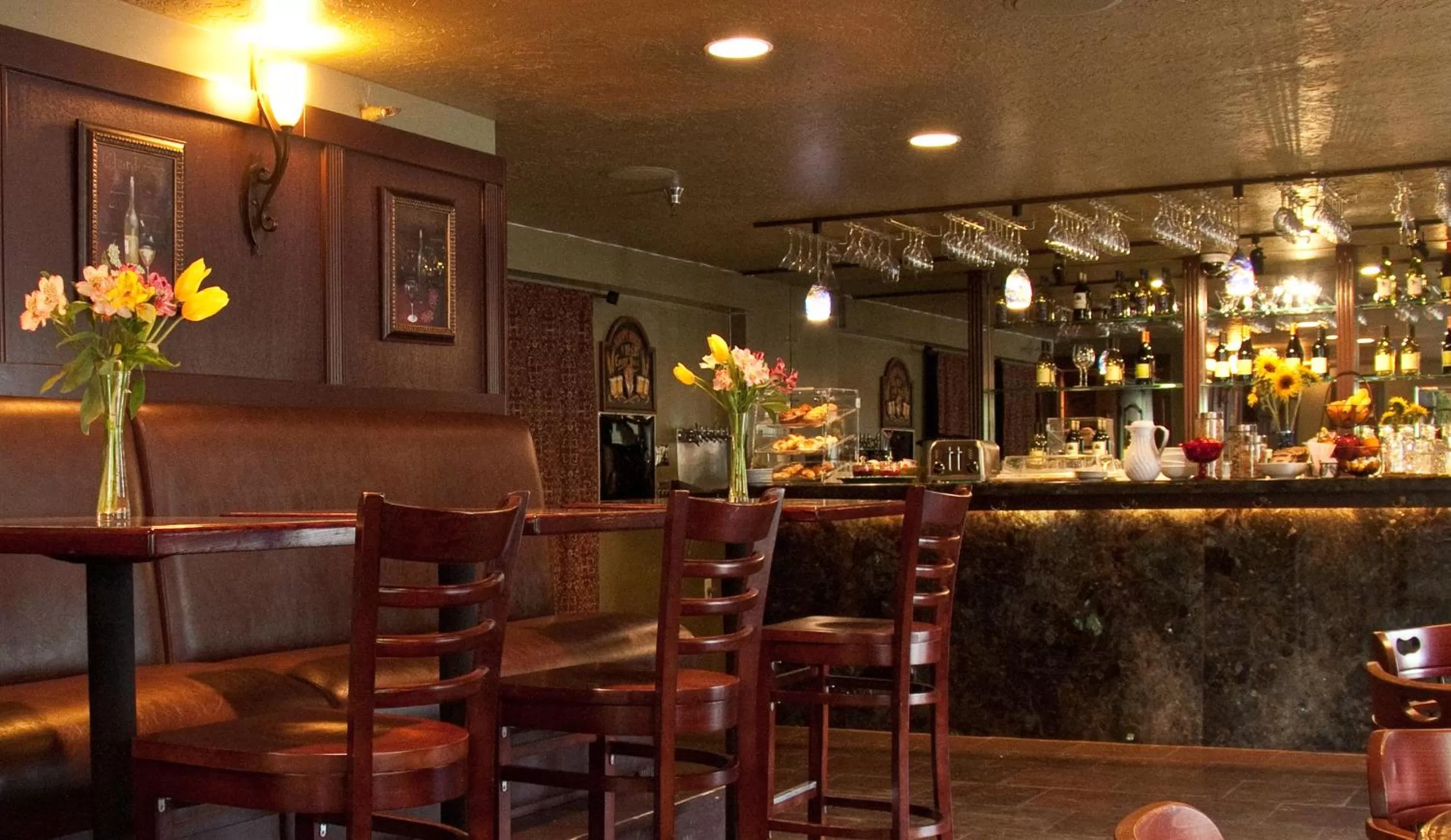 Lobby or reception in Silverton Inn & Suites