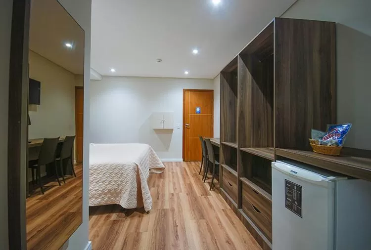 Bed in Hotel Biz Urban- EXPO CENTER NORTE