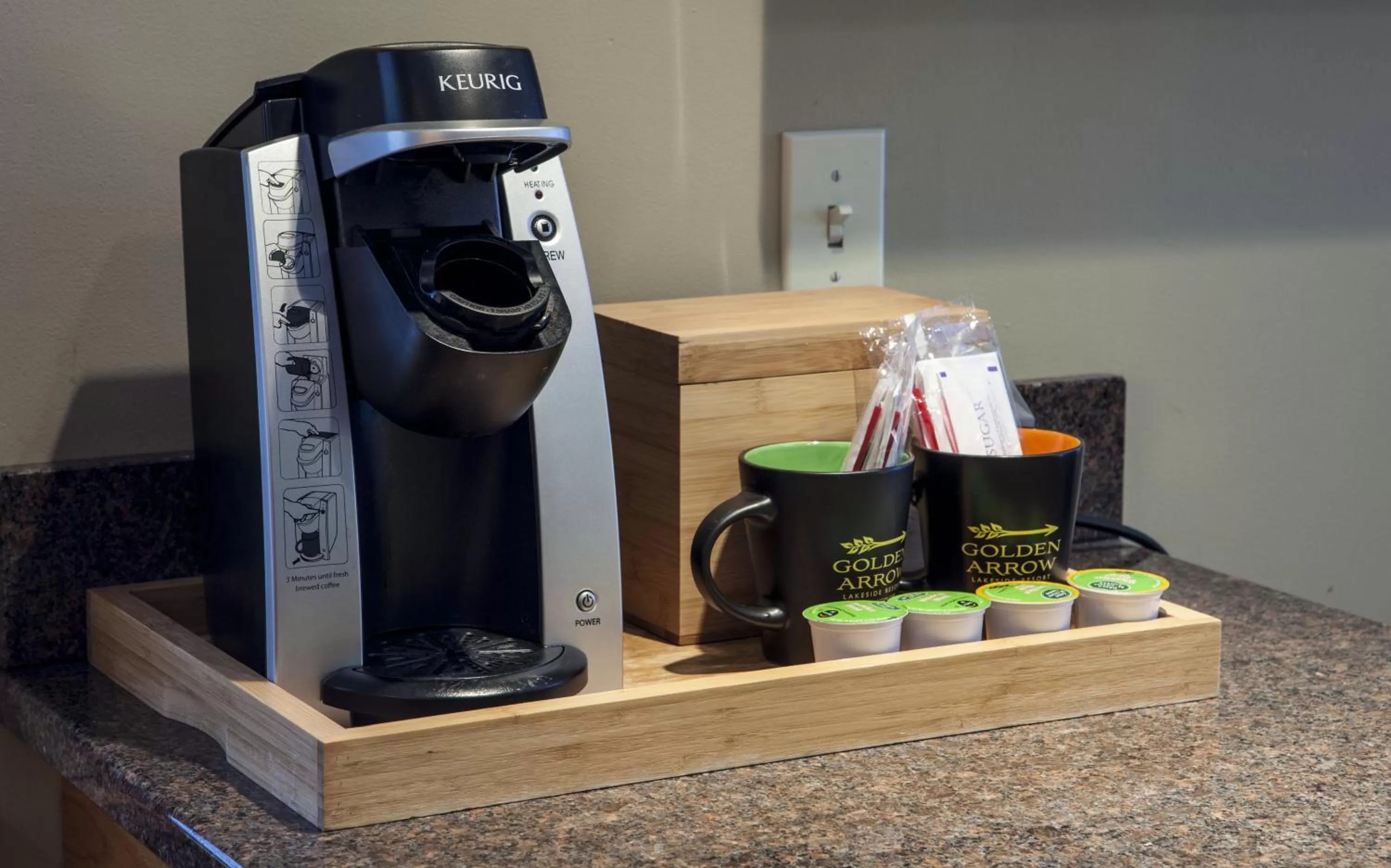 Coffee/tea facilities in Golden Arrow Lakeside Resort