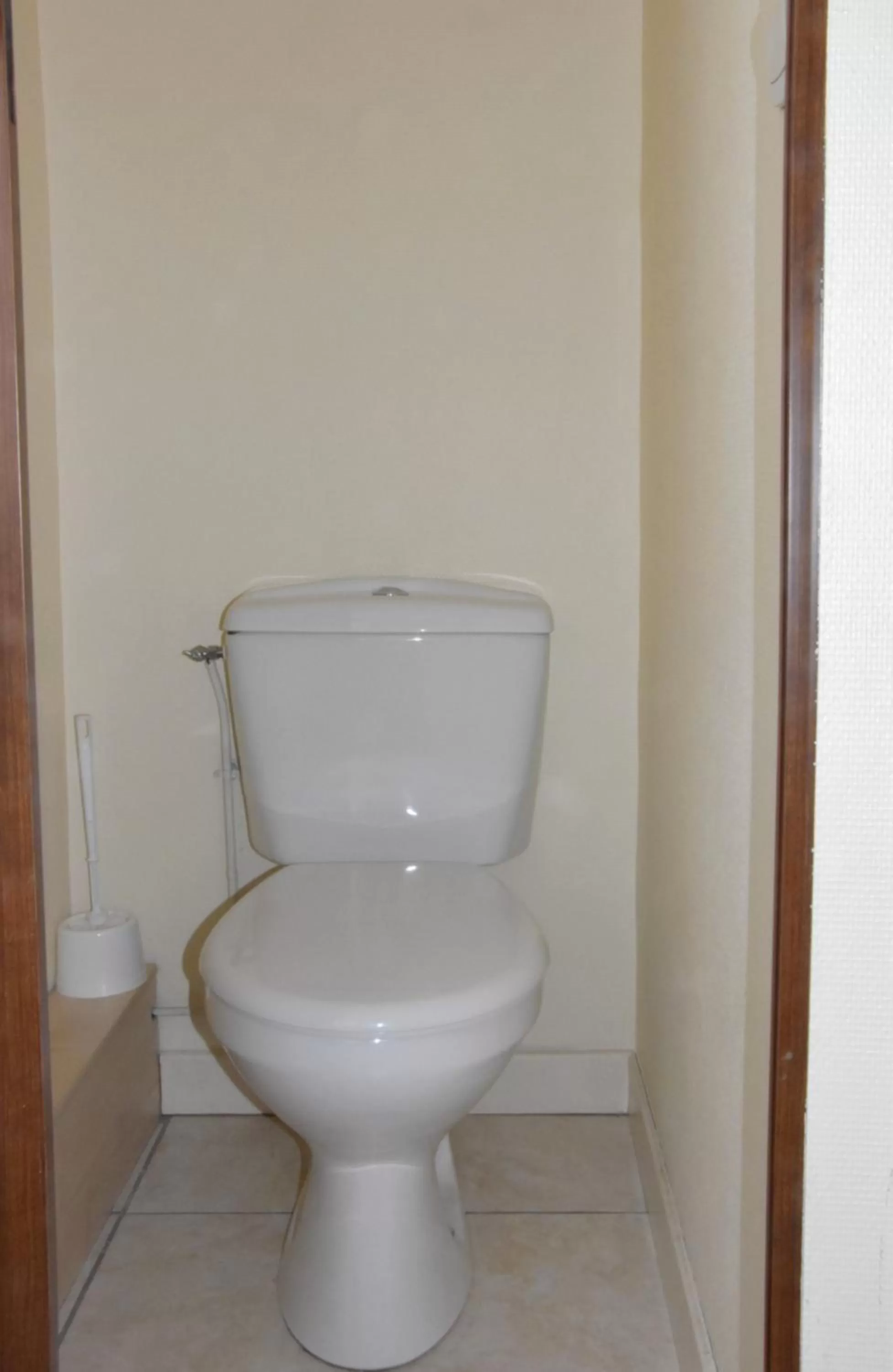 Toilet in Hotel Gai Relais