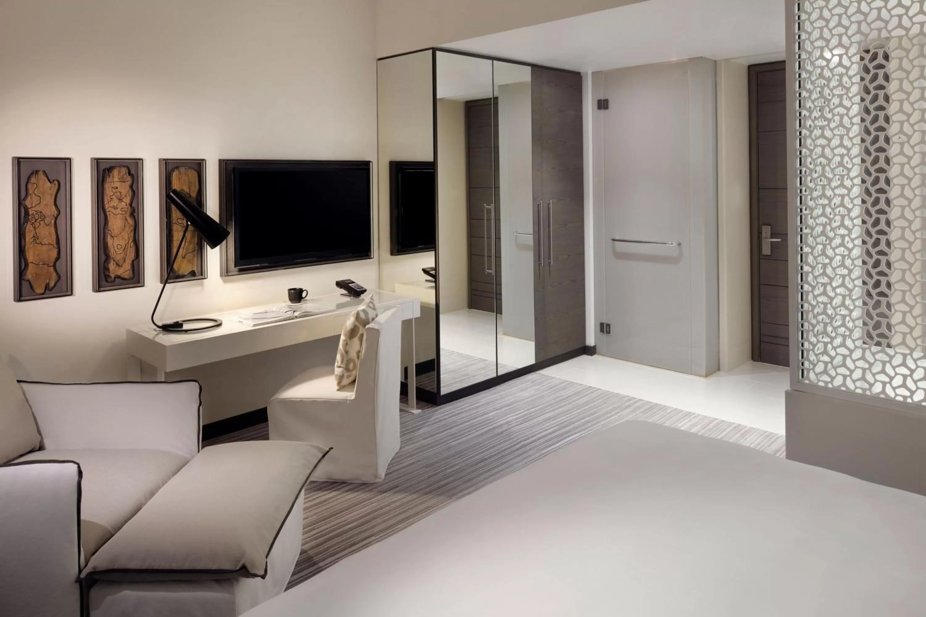 Photo of the whole room, TV/Entertainment Center in Vida Downtown