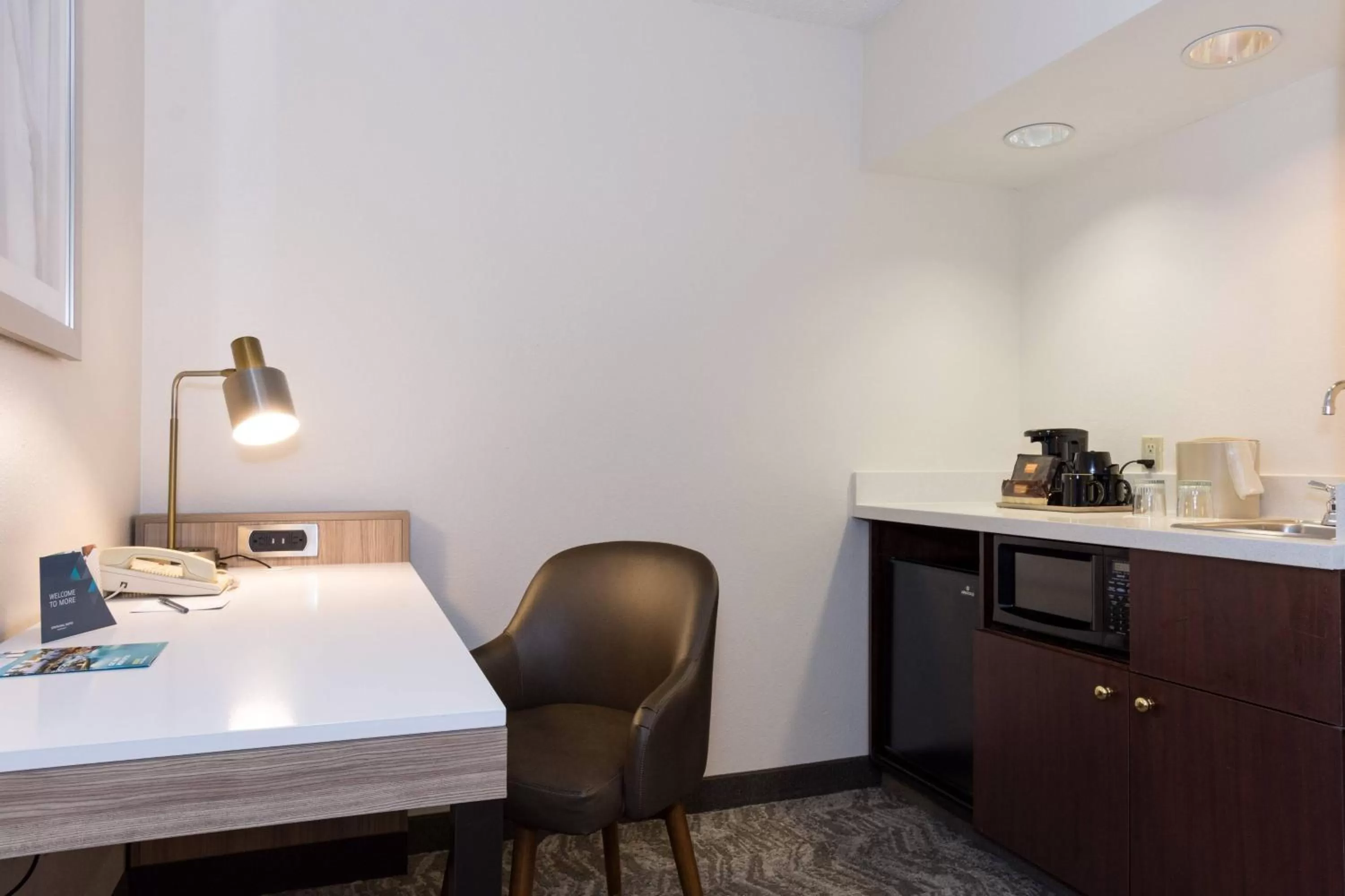 Photo of the whole room in SpringHill Suites by Marriott Charlotte / Concord Mills Speedway