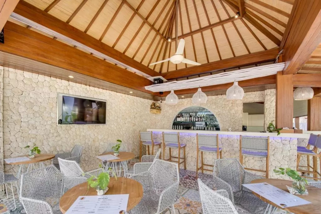 Restaurant/places to eat in Puspa Ayu Villas & Apartments