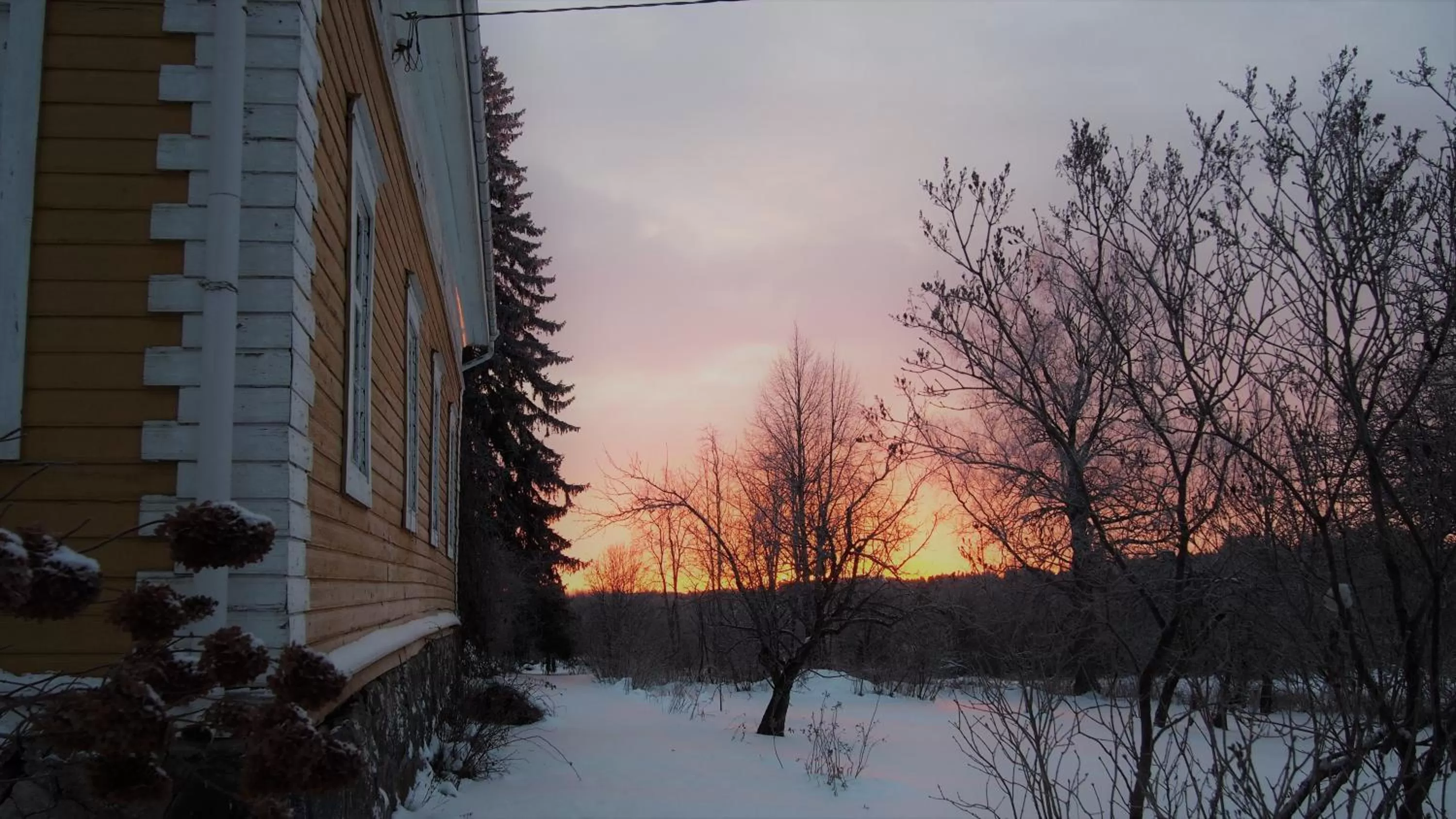 Garden view in Tiittalan Kartano