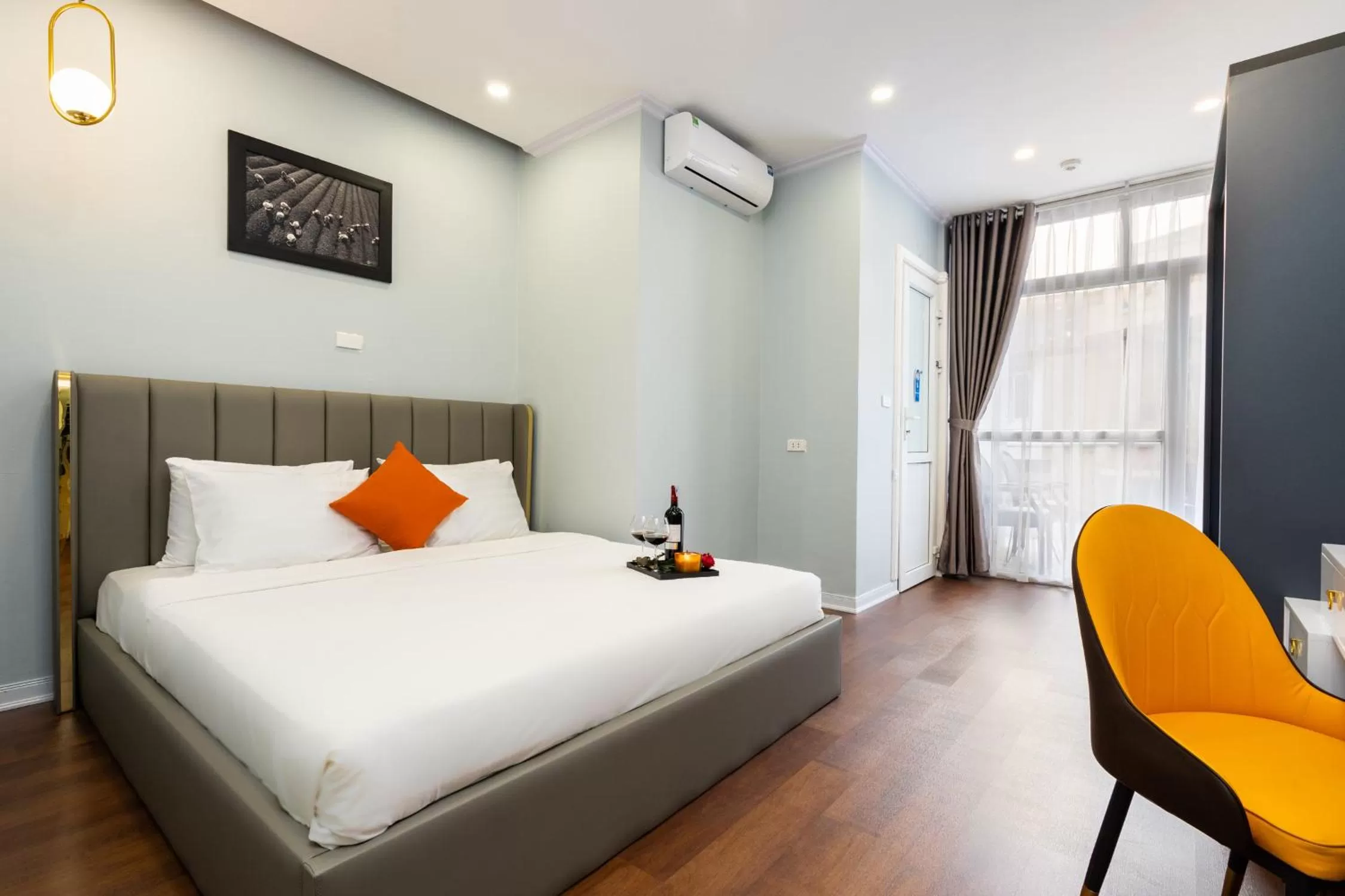 Bed in Hanoi Memory Legends Hotel