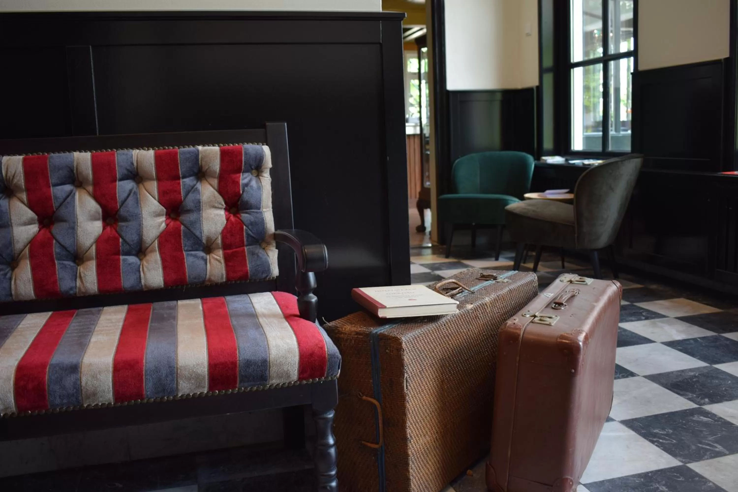 Property building in Hotel In't Holt 1654 Grand Café & Logement