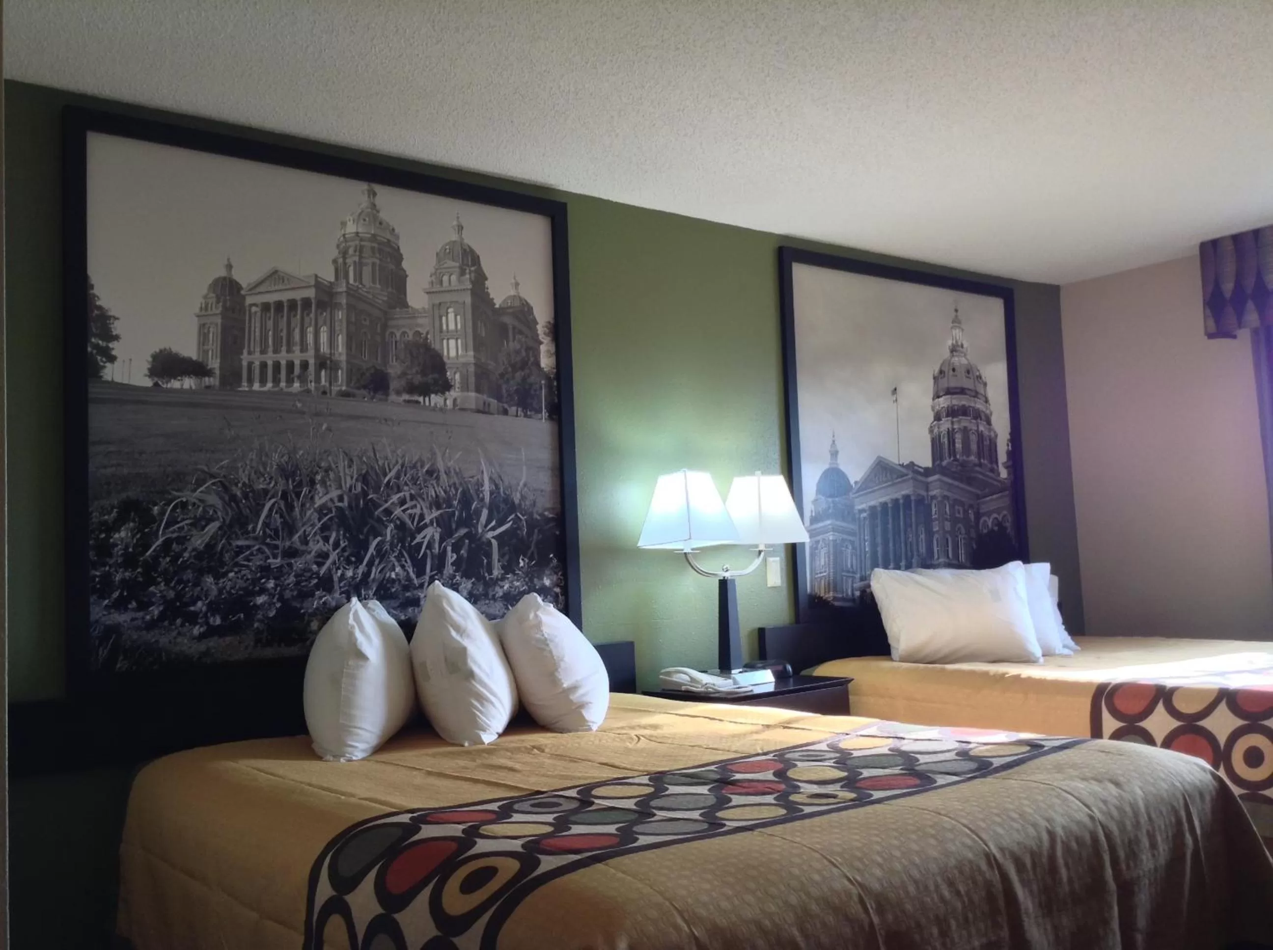 Bed in Super 8 by Wyndham Grinnell IA