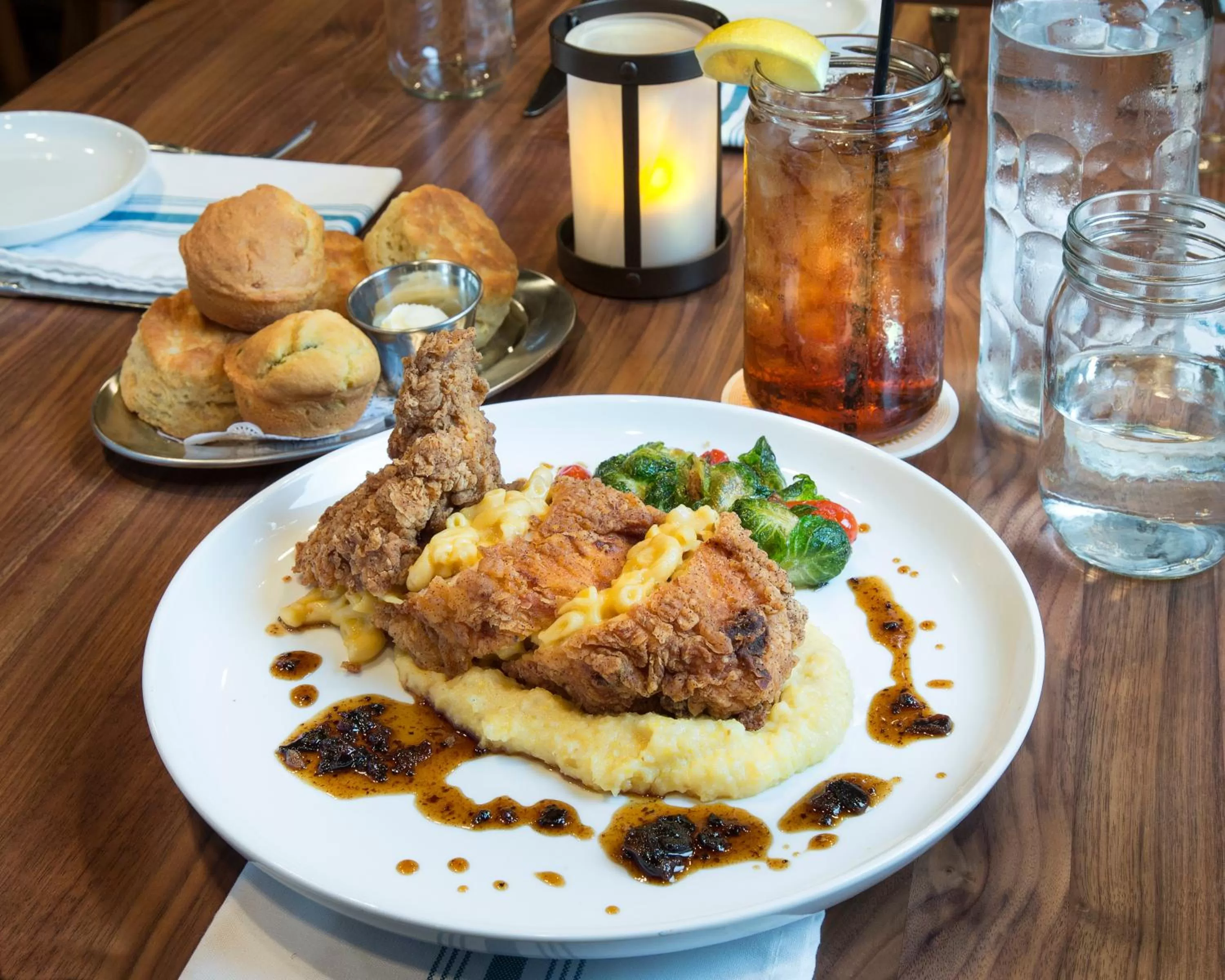 Restaurant/places to eat in The Whitehall Houston