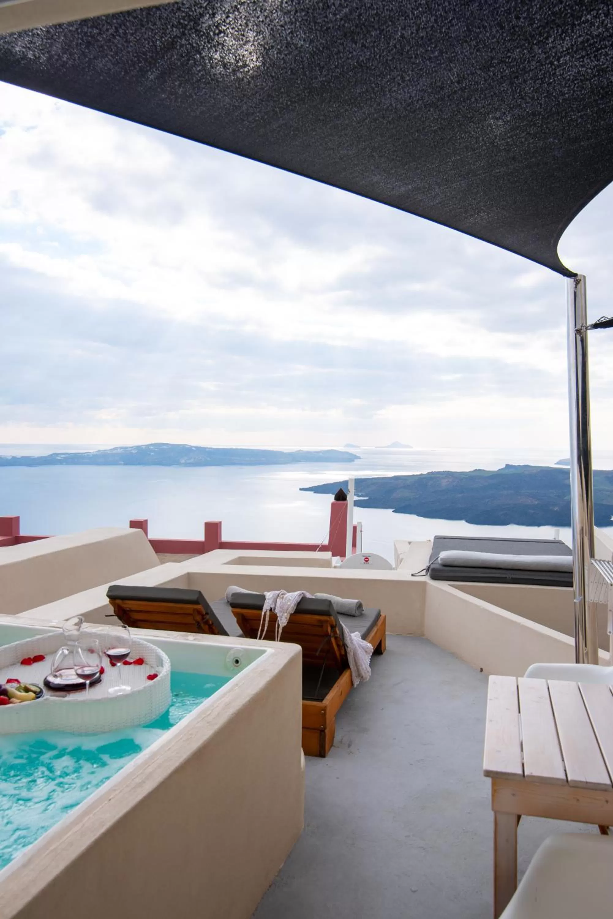 Caldera Cliff Illusion