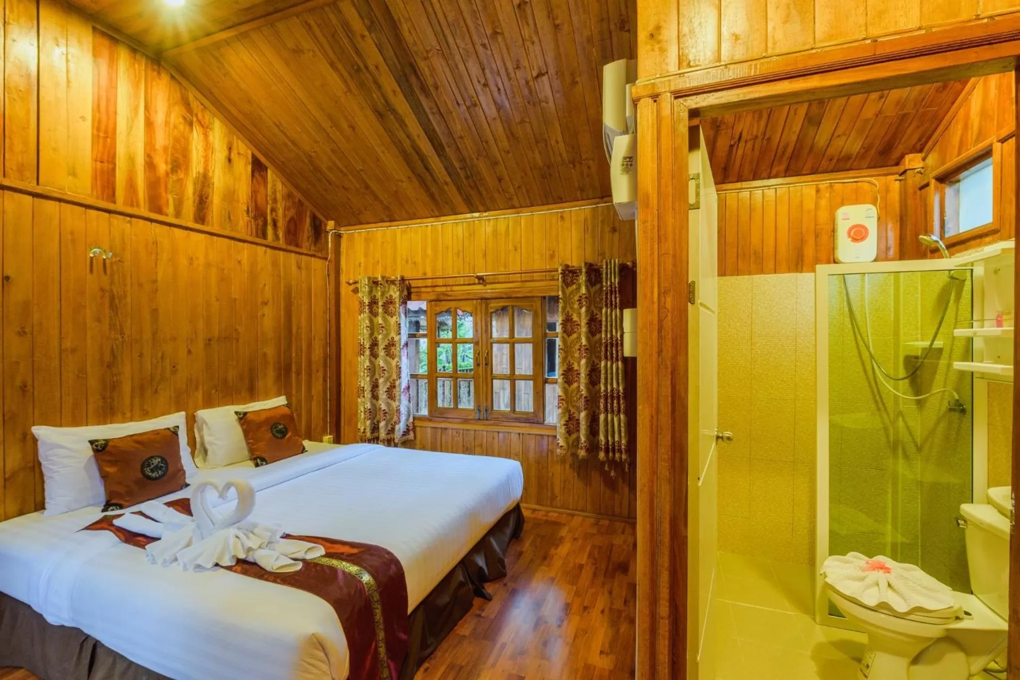 Bed in UR The Private Huahin