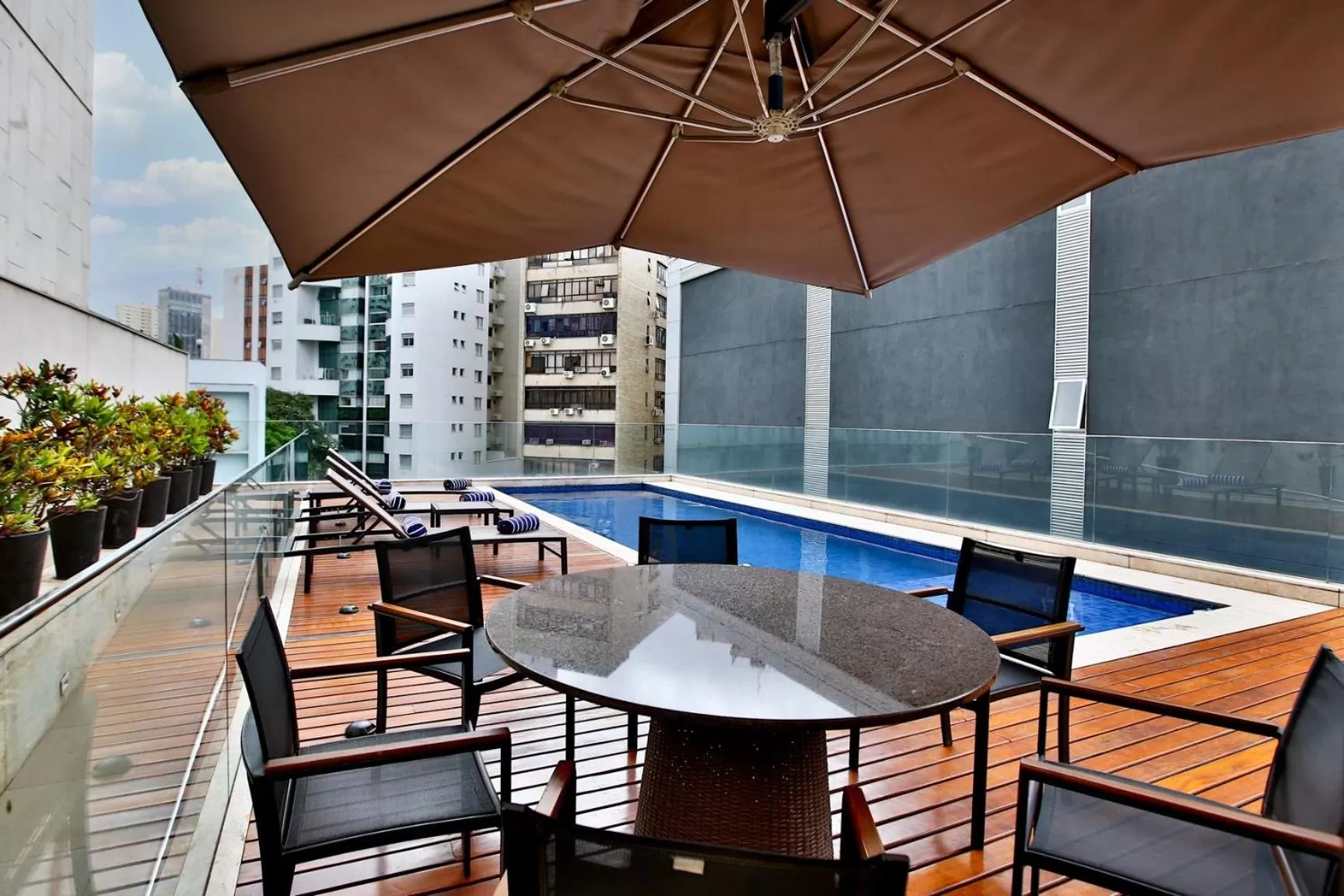 Swimming pool in Transamerica Belo Horizonte Lourdes