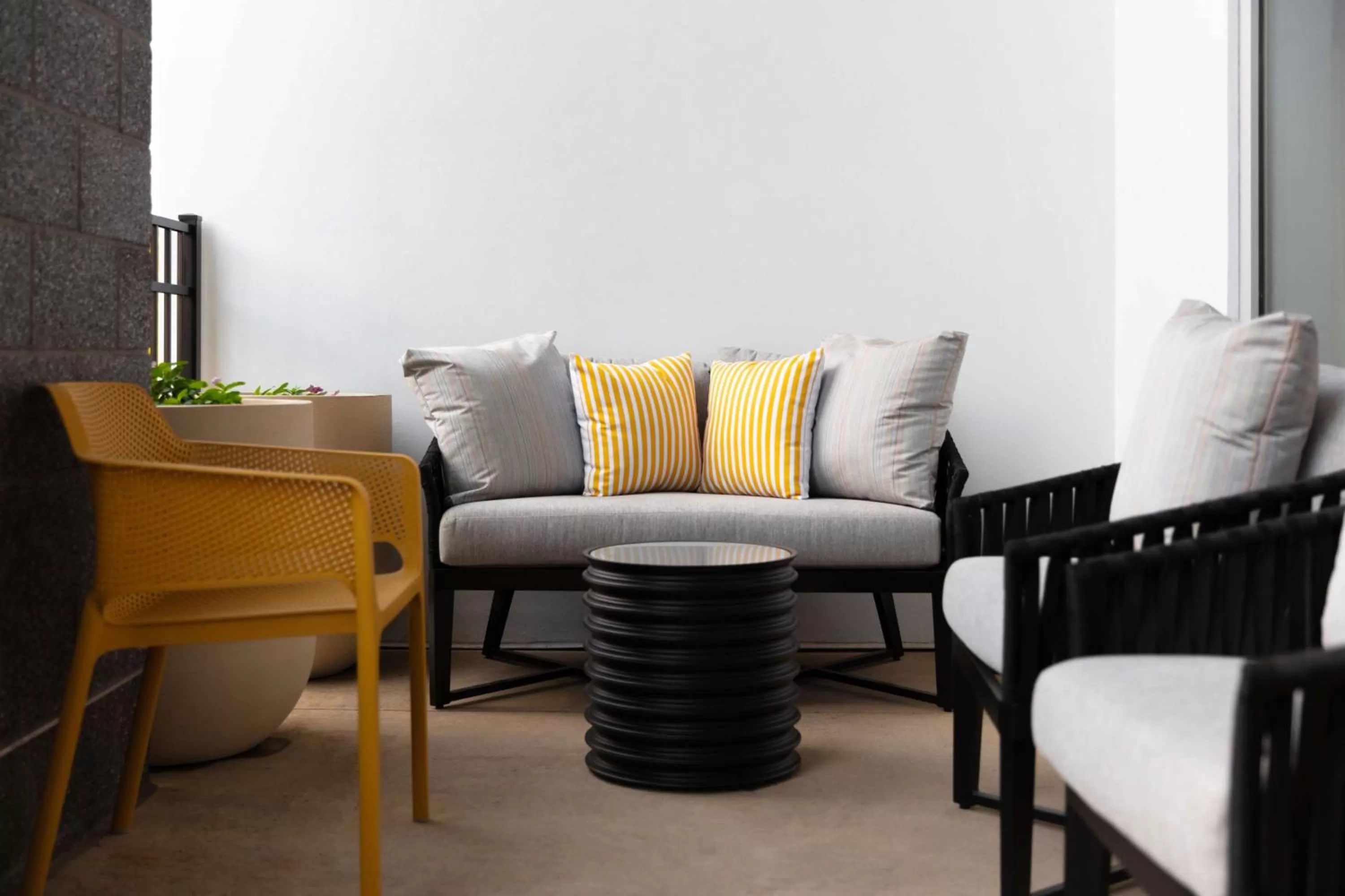 Photo of the whole room in Hyatt Place Atlanta Centennial Park