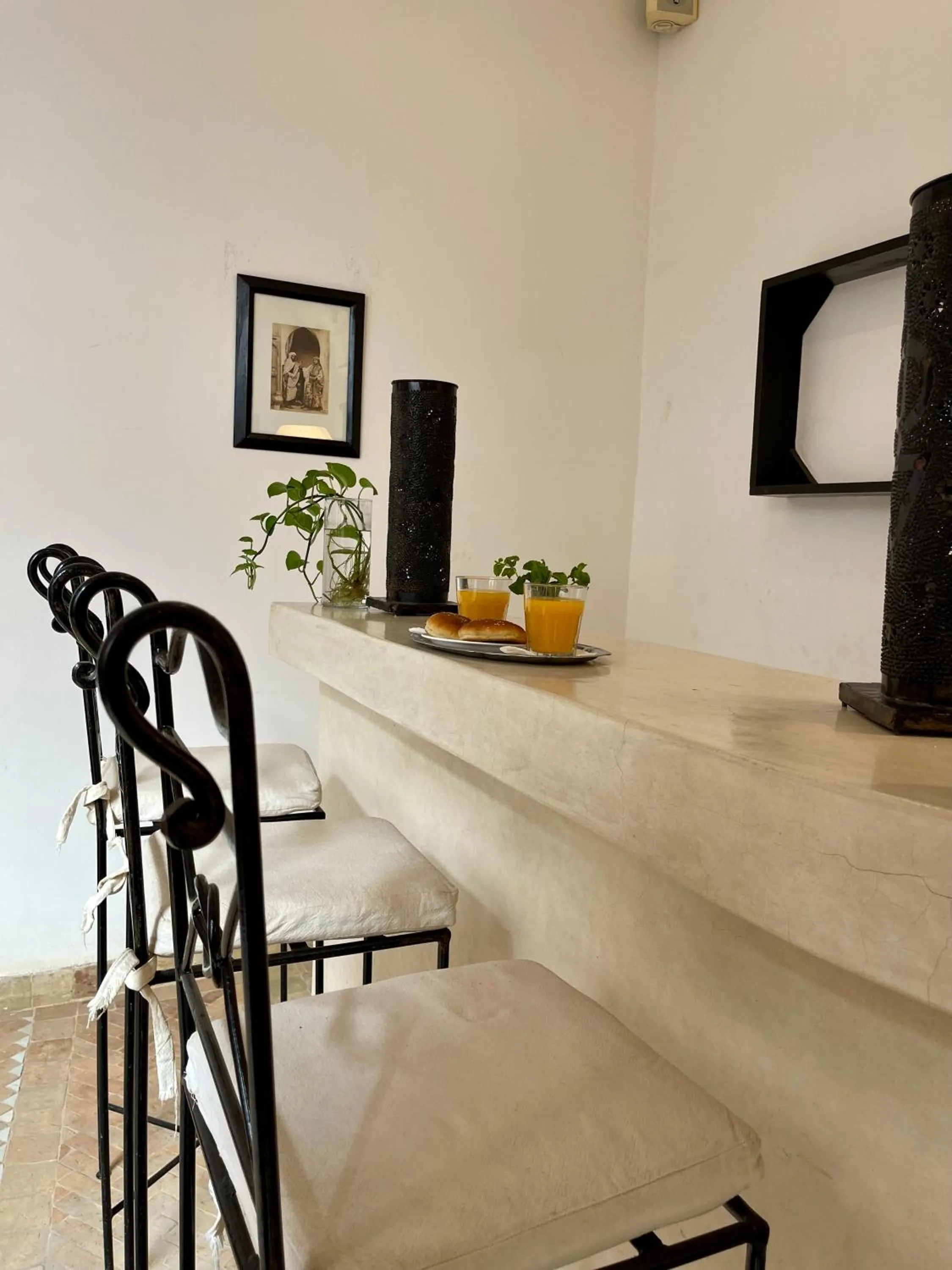 Lounge or bar in Riad Dar Foundouk and Spa