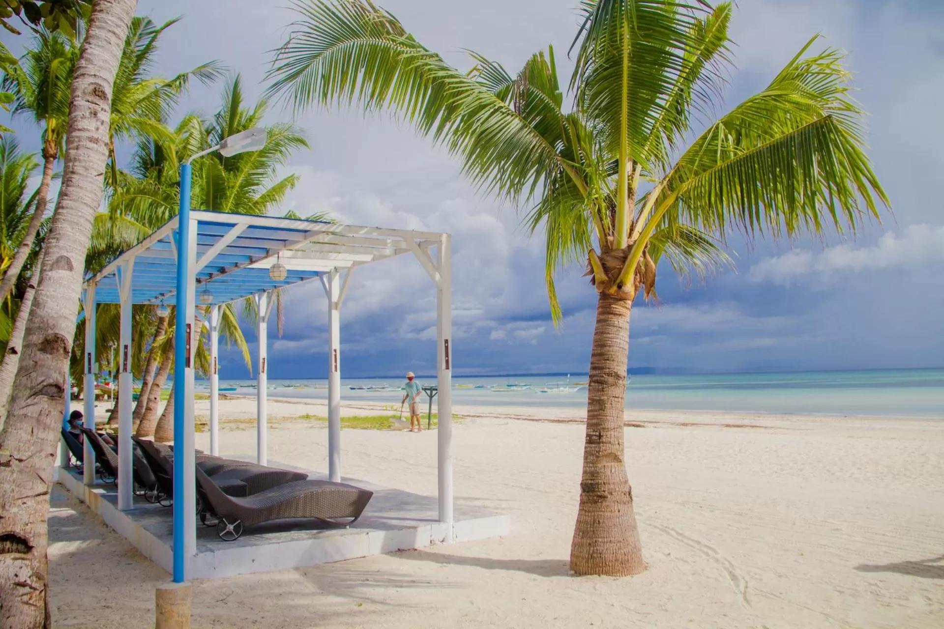 Beach in La Playa Estrella Beach Resort