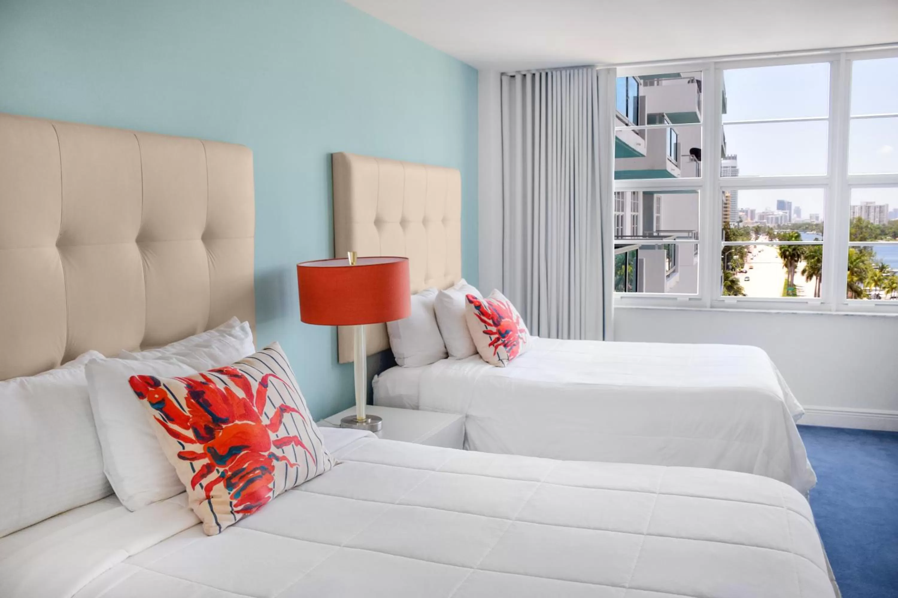 Bed in Seacoast Suites on Miami Beach