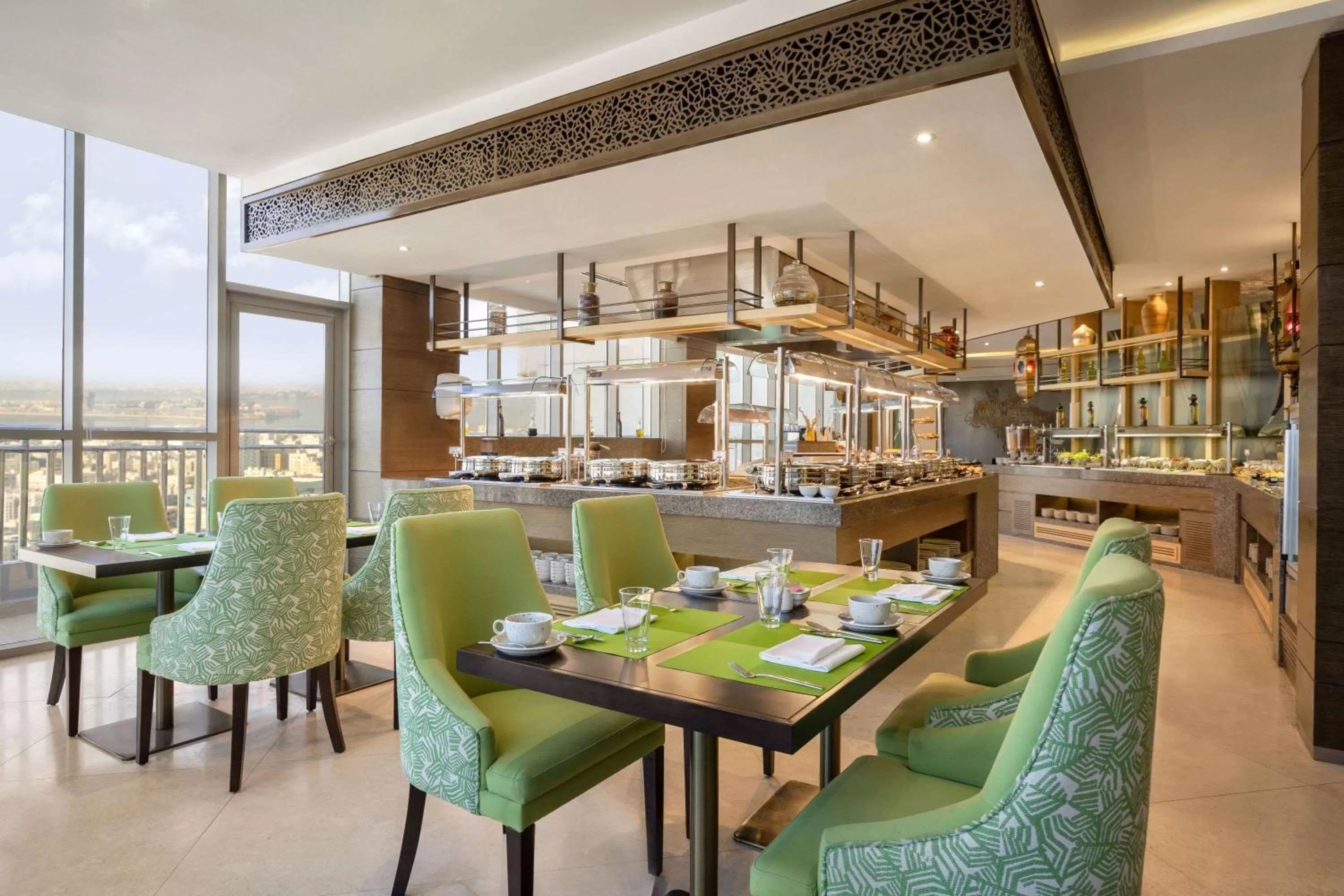 Restaurant/places to eat in Wyndham Garden Manama