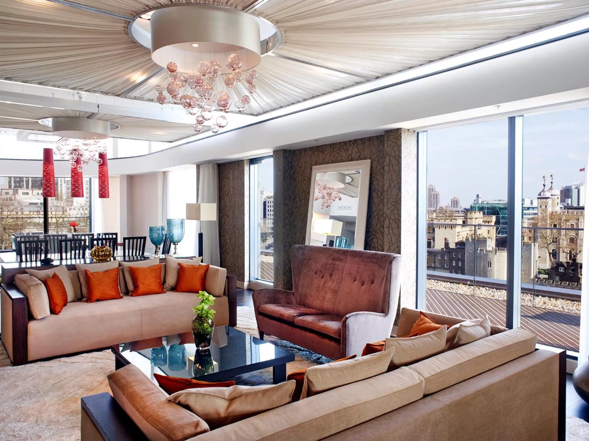 Living room in Cheval Three Quays at The Tower of London