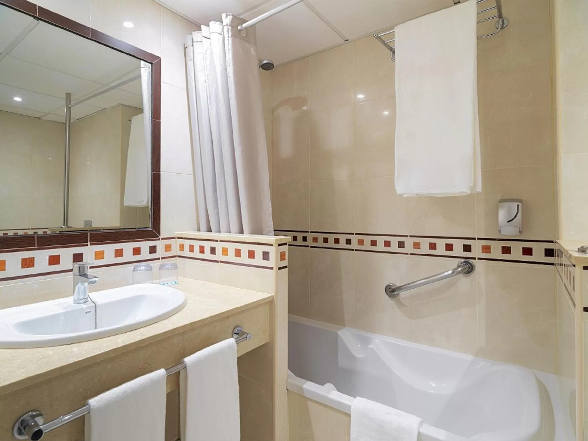 Bathroom in FERGUS Puerto de la Cruz