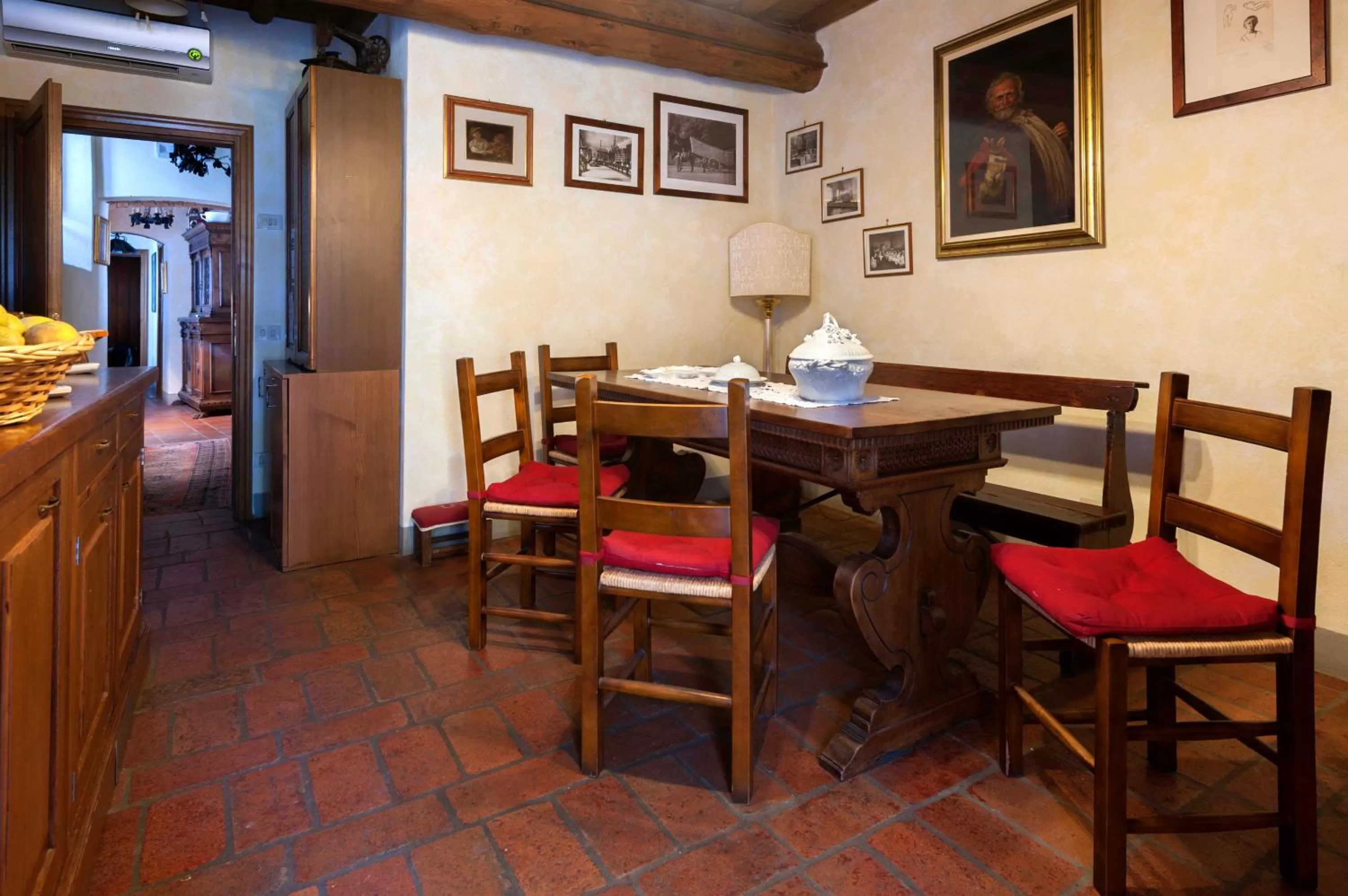 Communal lounge/ TV room in Ulivo Rosso