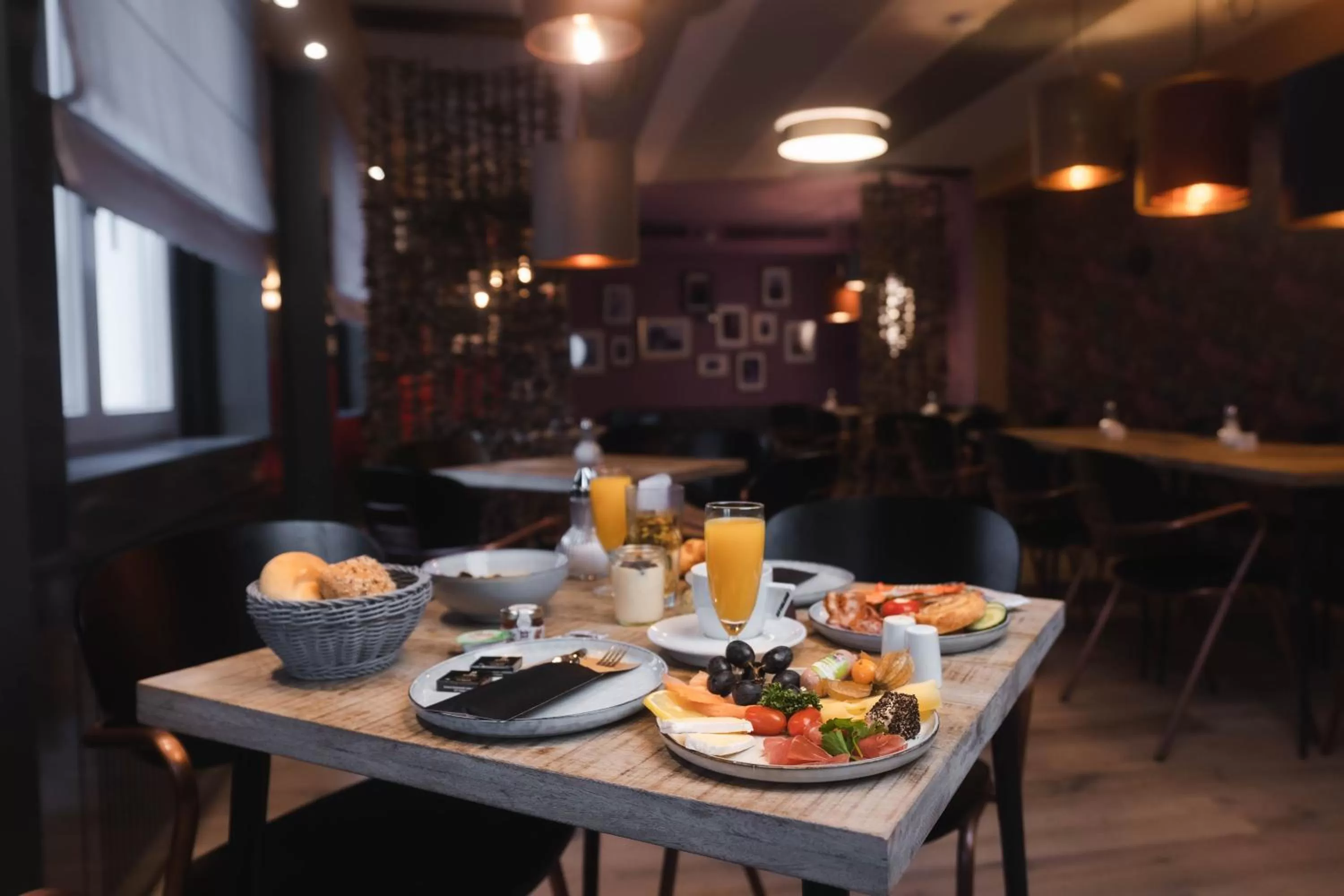 Breakfast in Hotel am Augustinerplatz