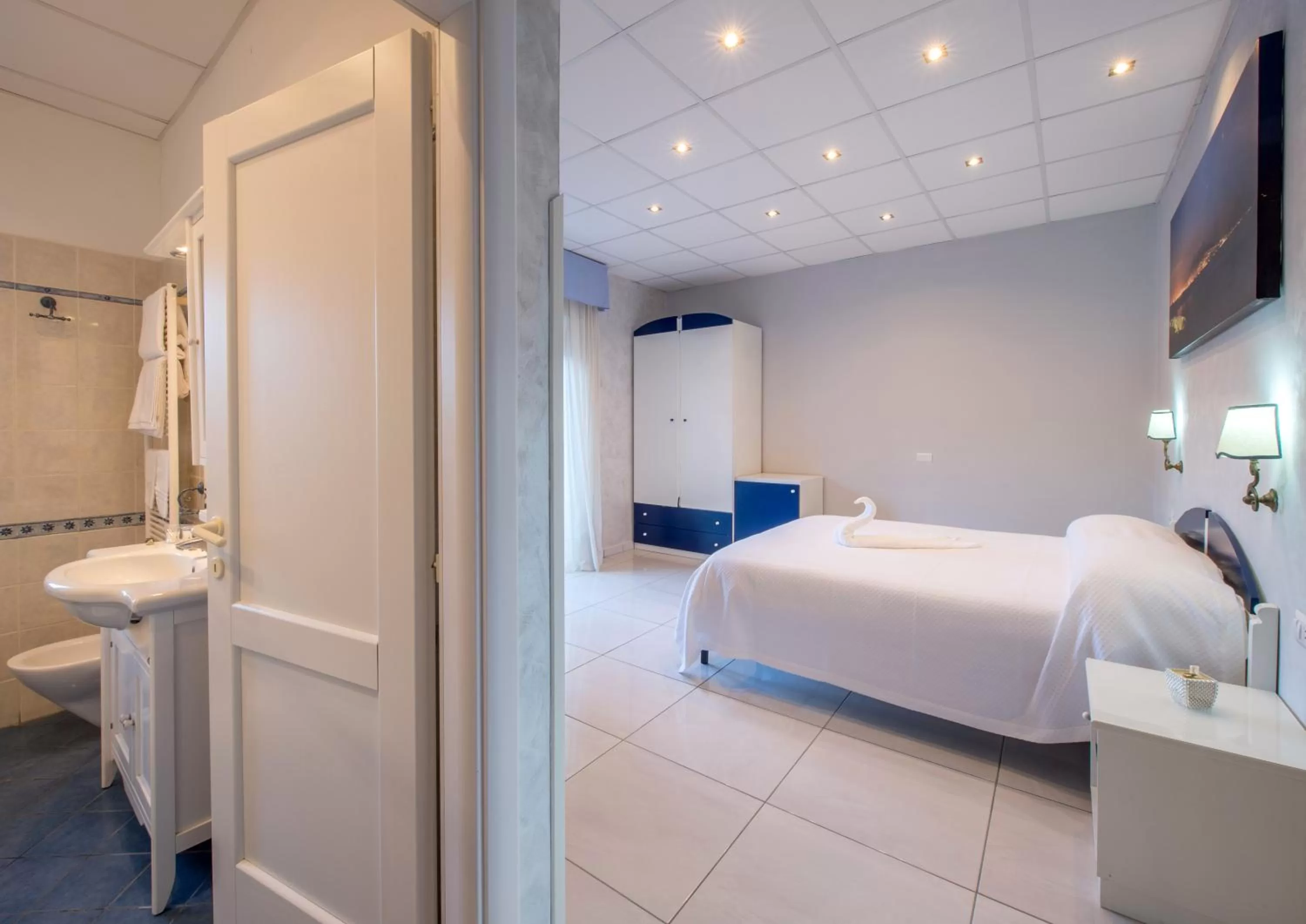 Bathroom, Bed in House Matilde