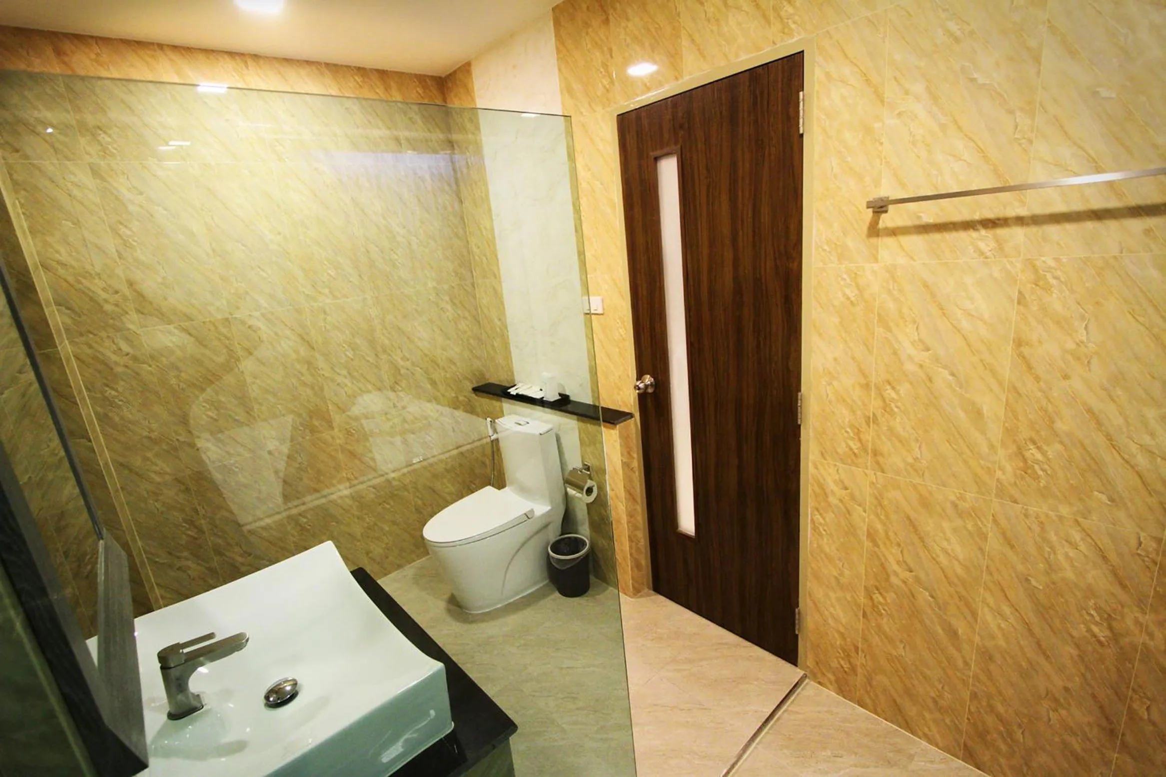 The Contrast i Hotel