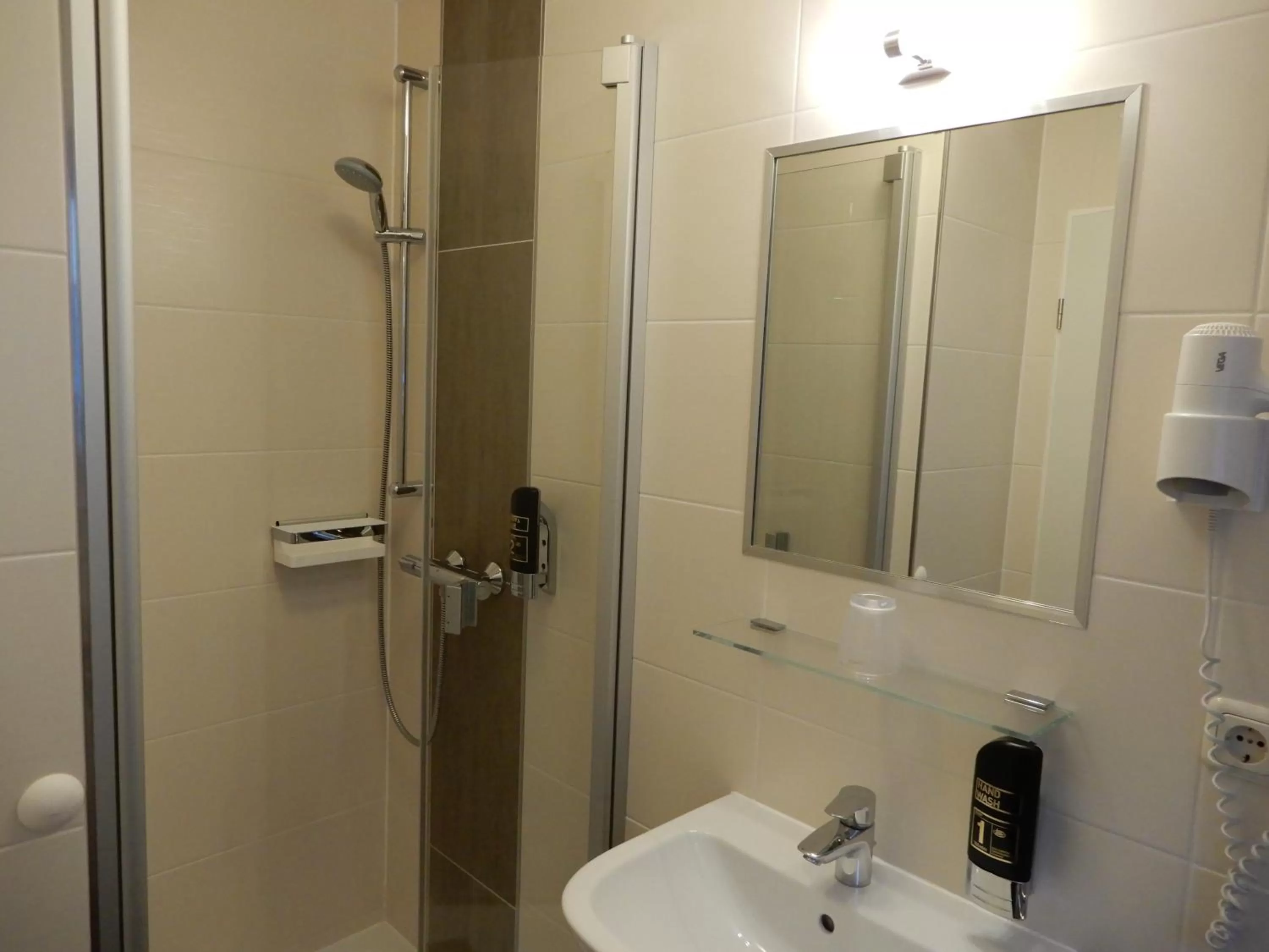 Bathroom in Hotel Pension Am Hafen