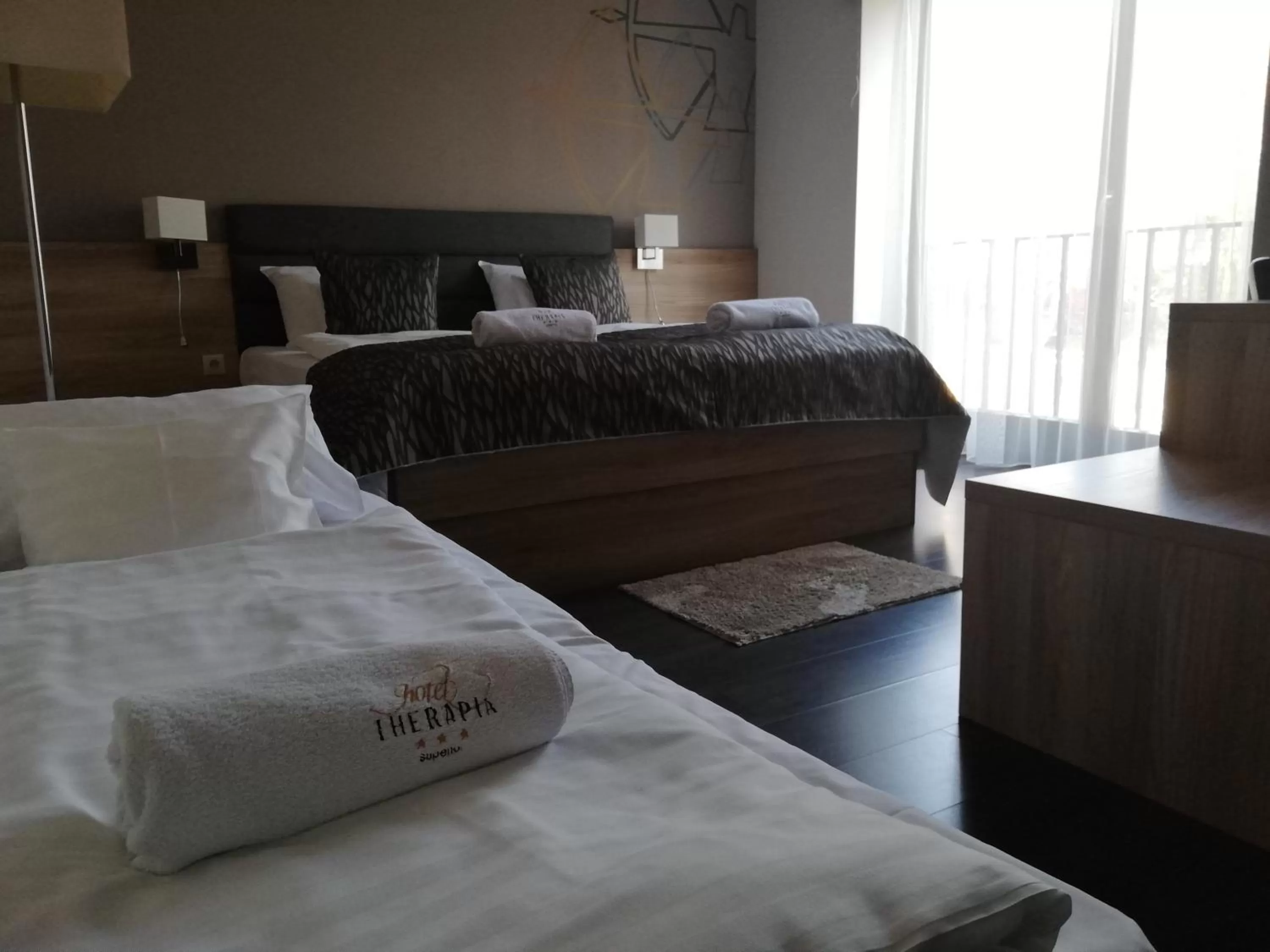 Photo of the whole room, Bed in Hotel Therapia