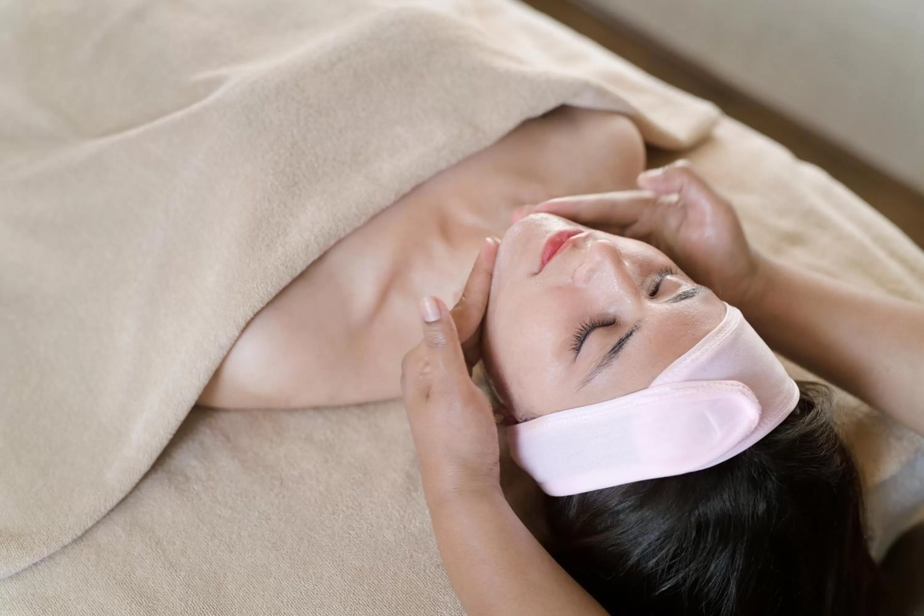 Spa and wellness centre/facilities in Mövenpick Hotel Karachi