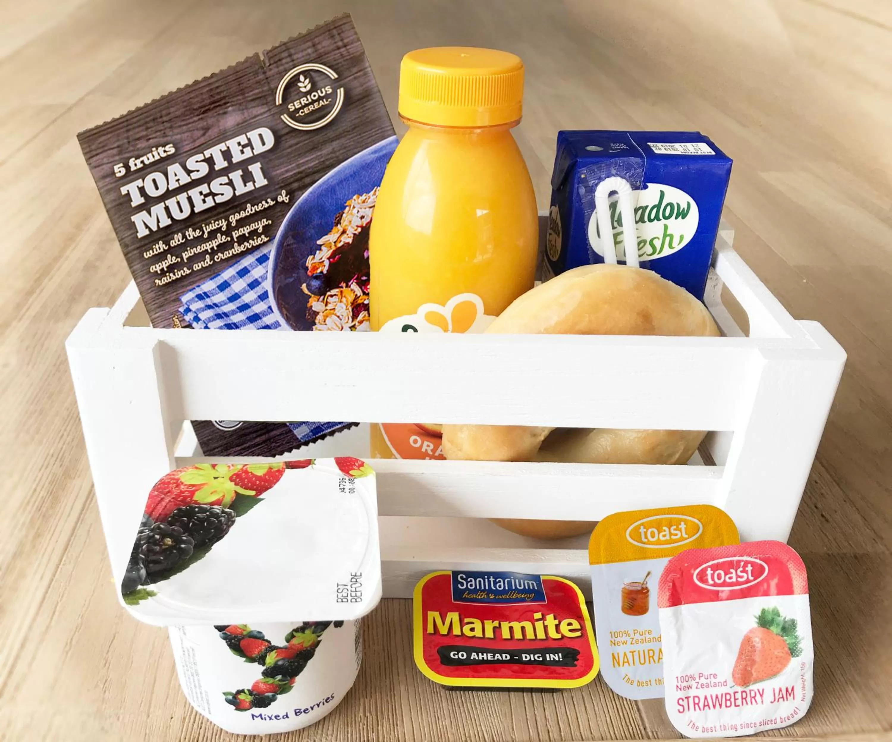 Breakfast in Alpine Lake Motel