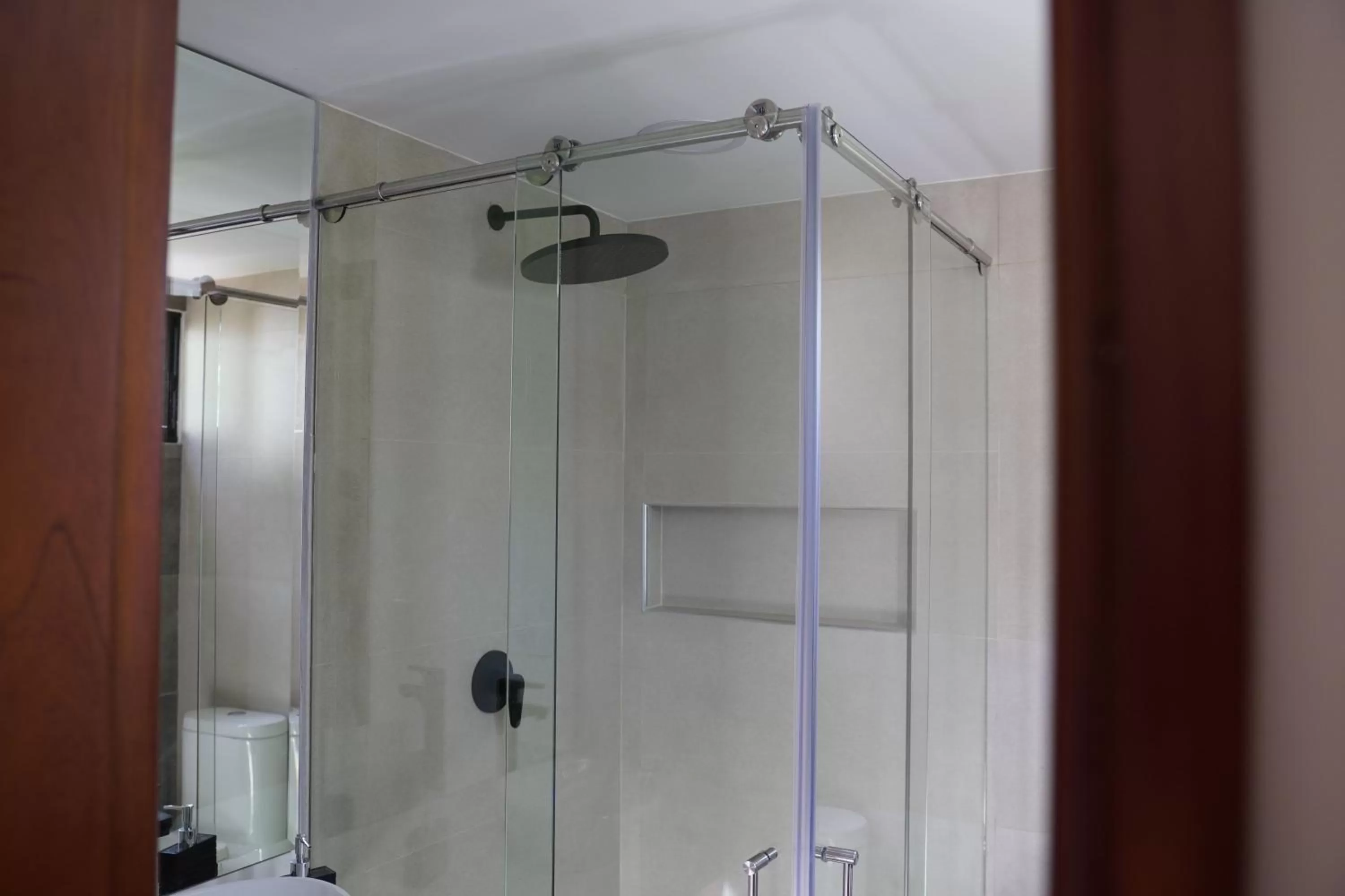 Bathroom in Hotel Chalet El Castillo by Majuva