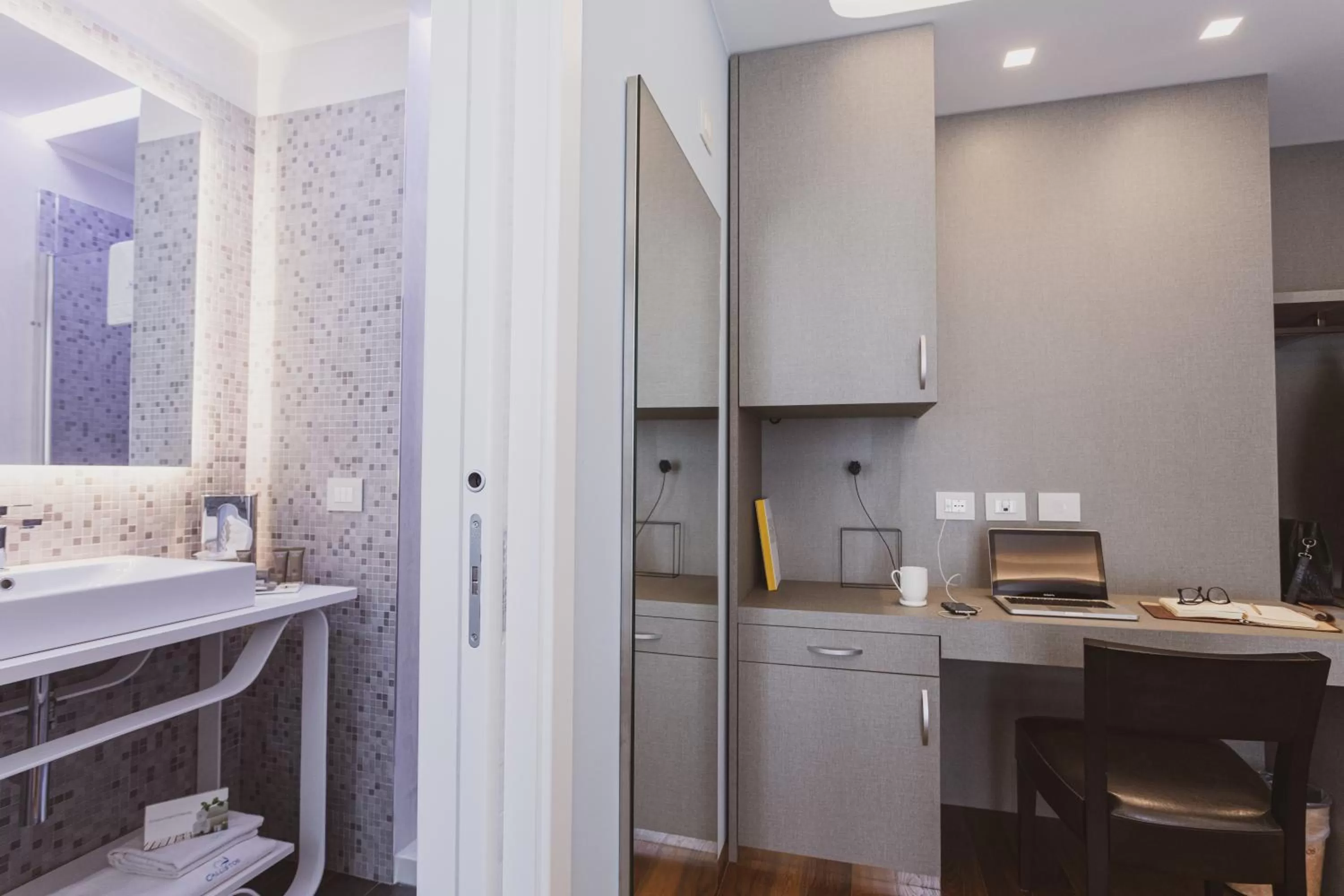 Toilet in Callistos Hotel & Spa