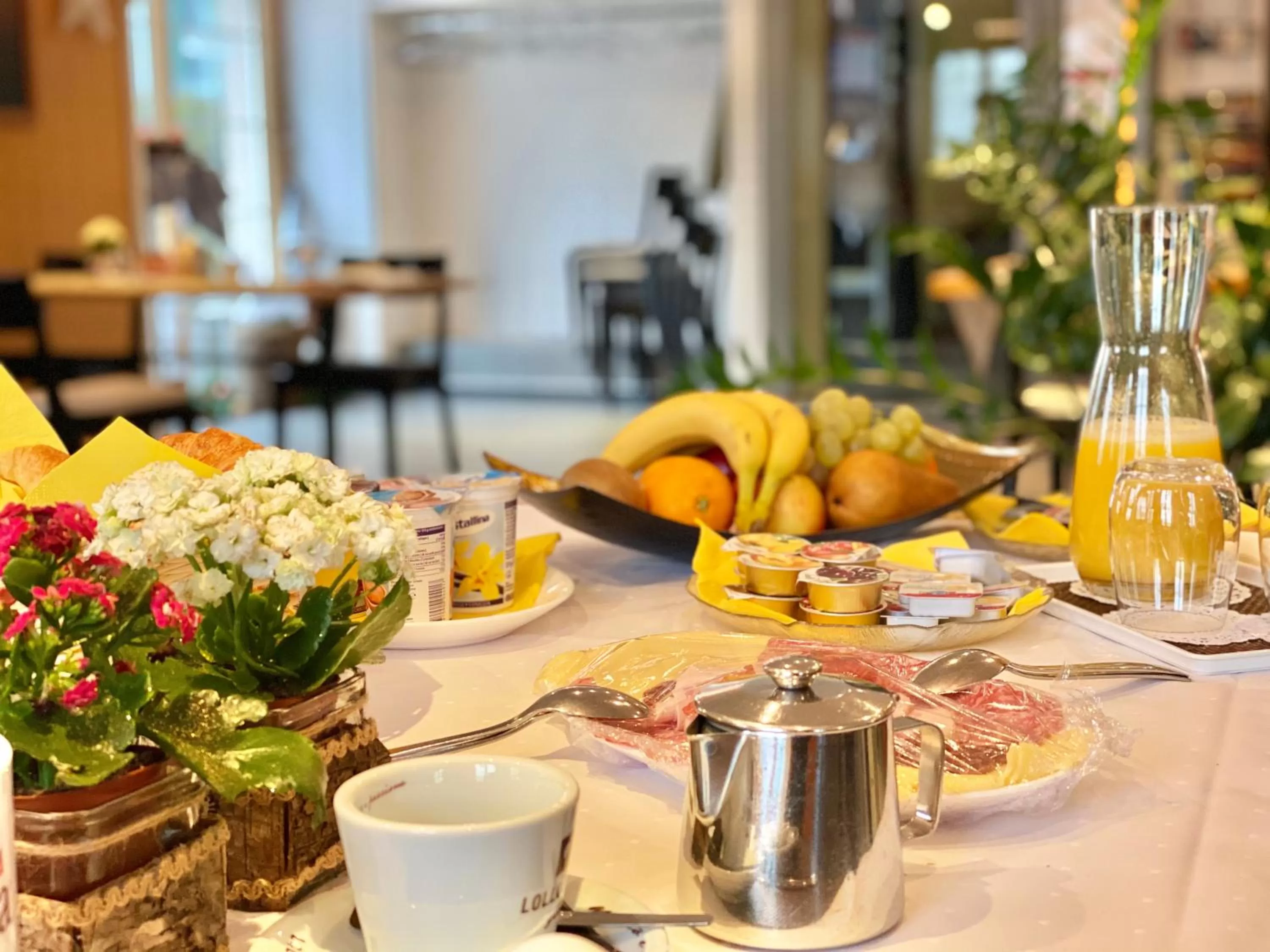 Breakfast in Hotel Hirschen Hinwil