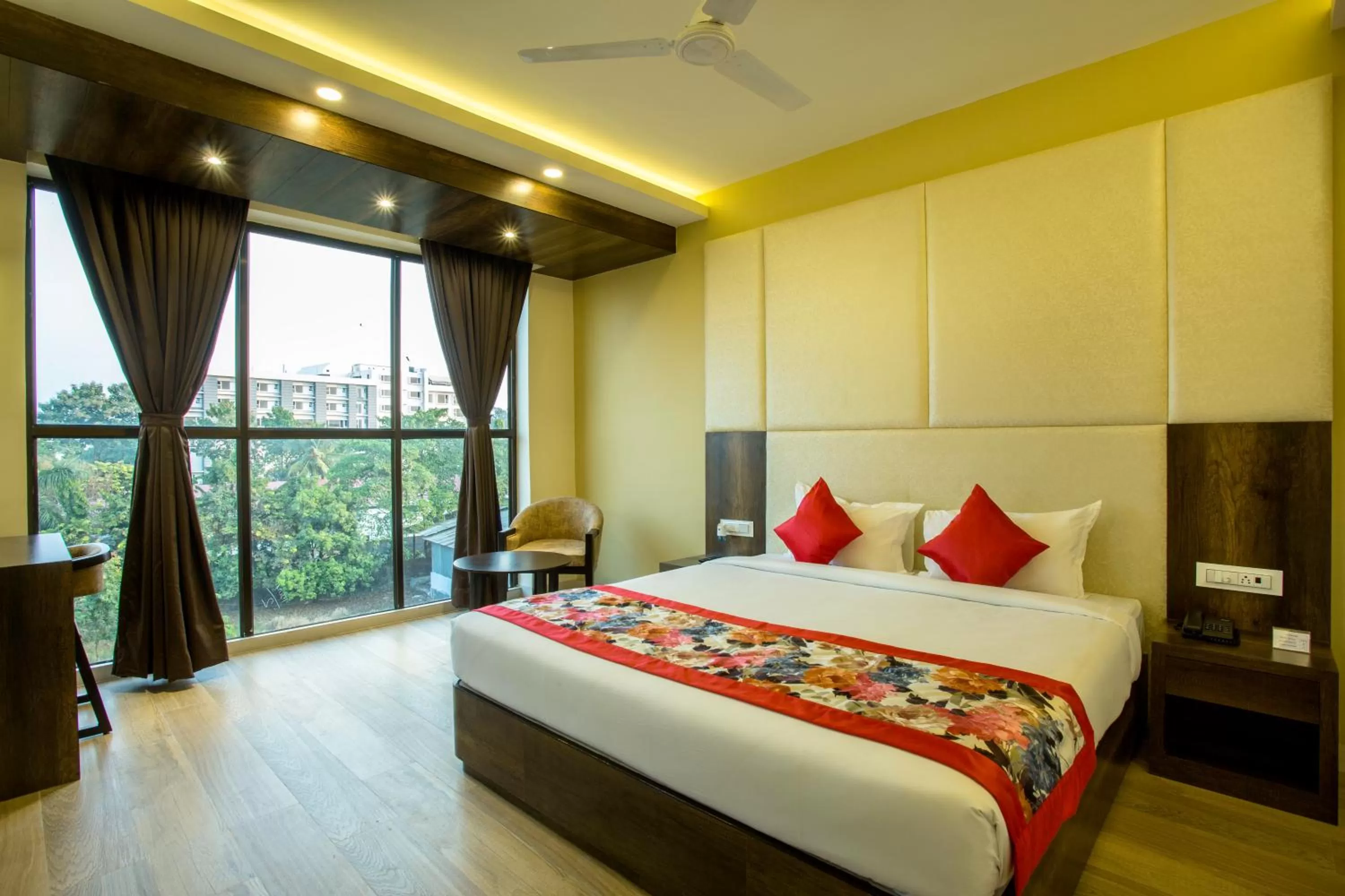 Bed in Hotel Malisca