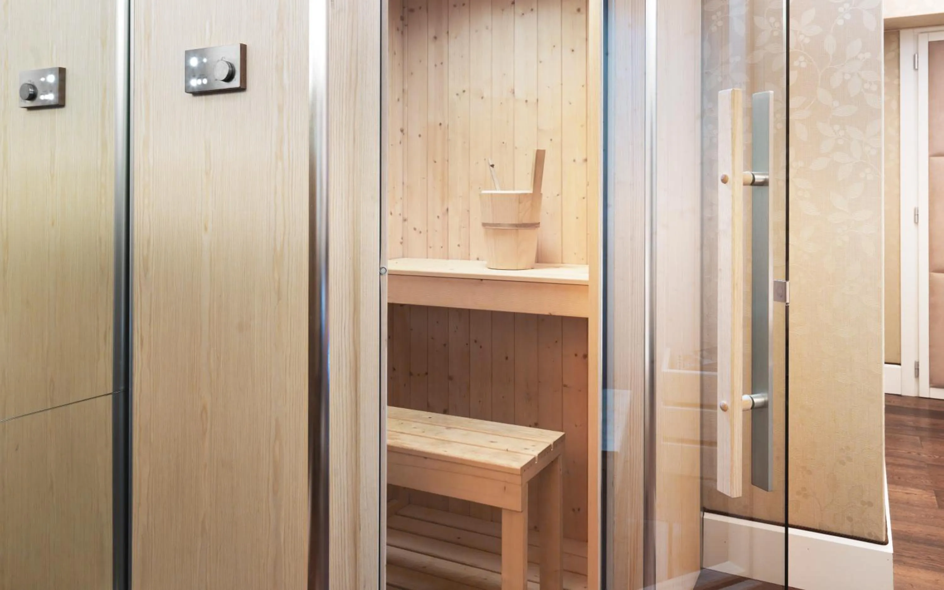 Decorative detail in Spagna Royal Suite