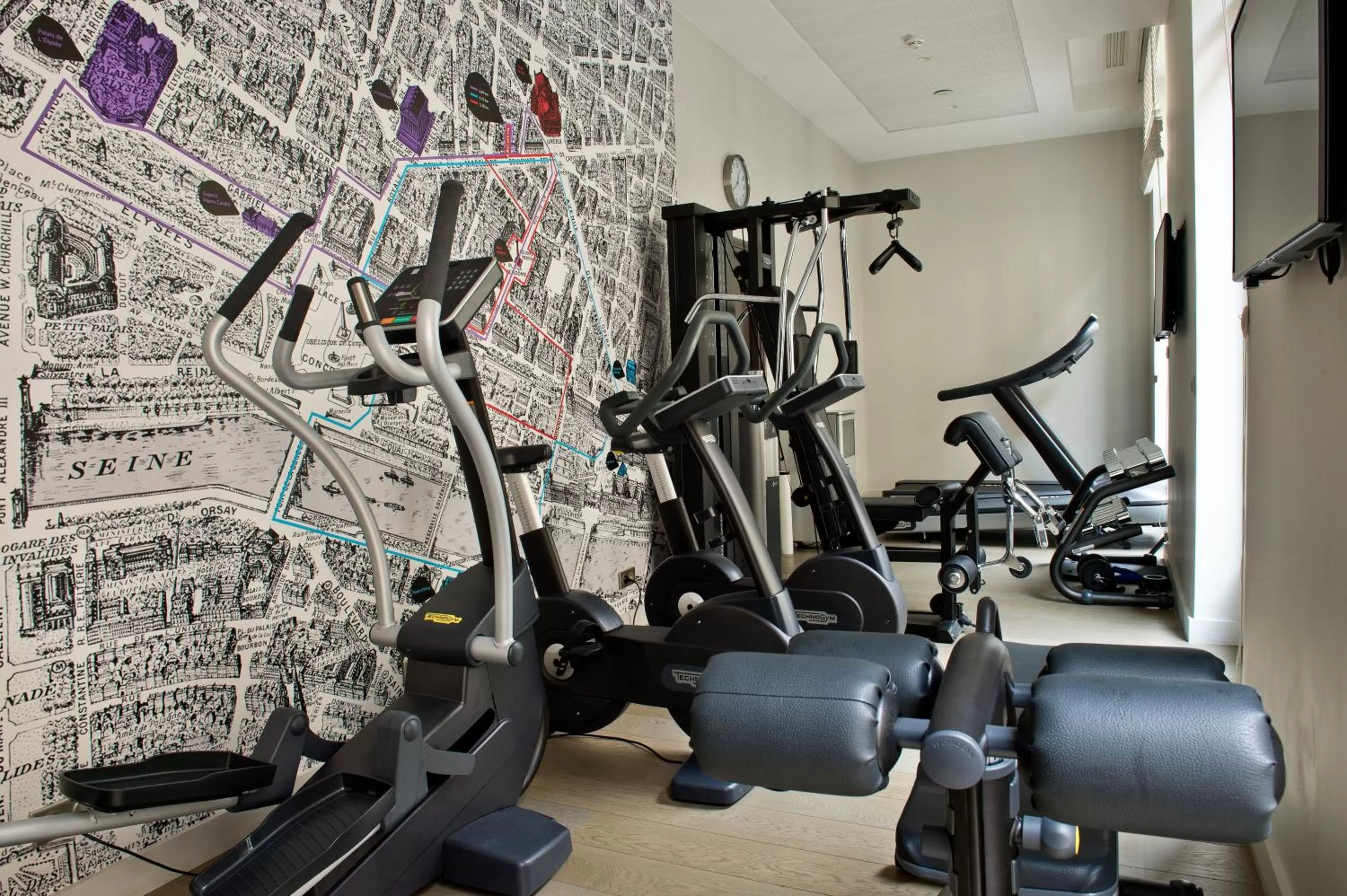 Fitness centre/facilities in Hotel Indigo Paris - Opera by IHG
