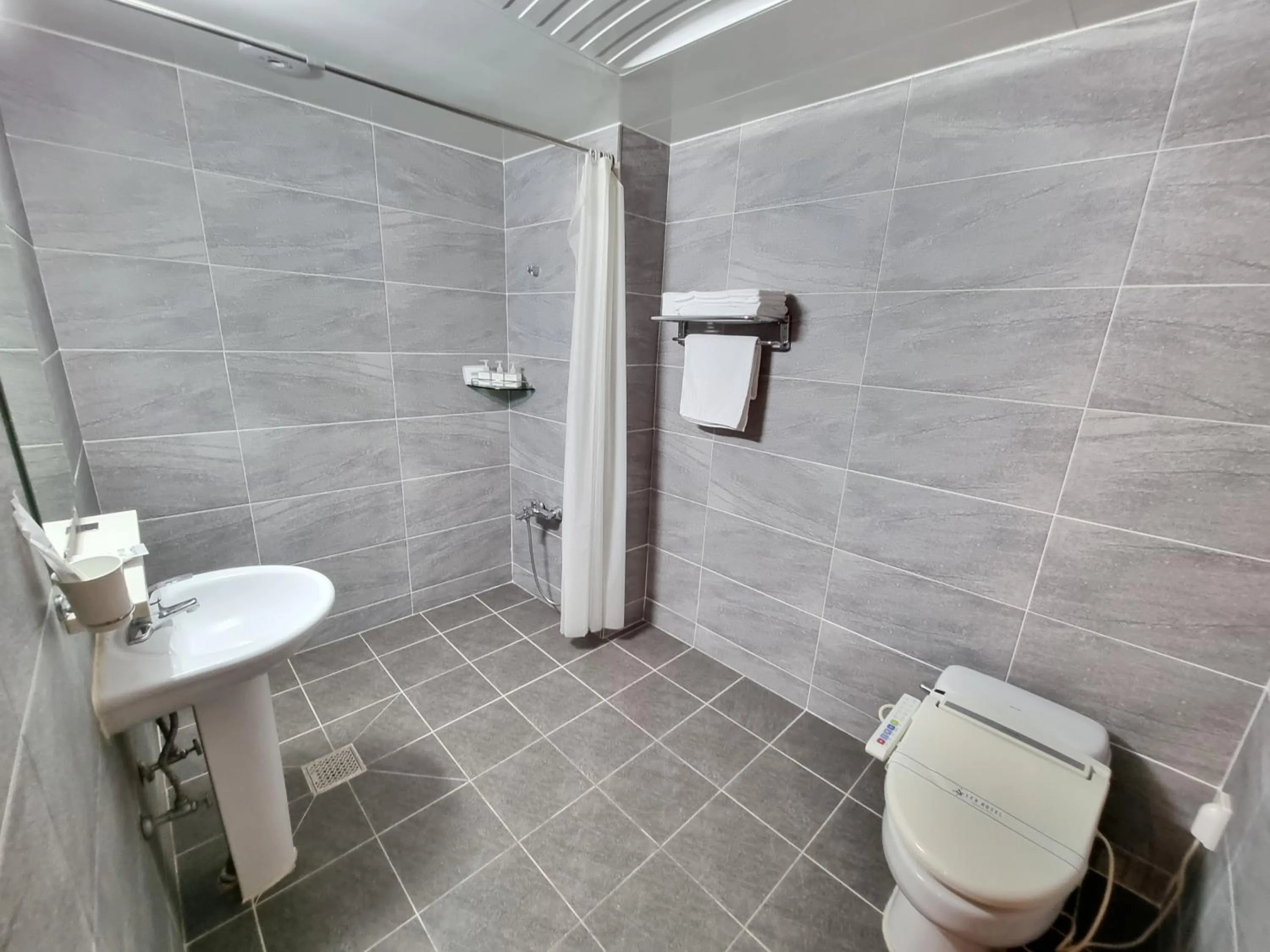 Photo of the whole room in LEX Tourist Hotel