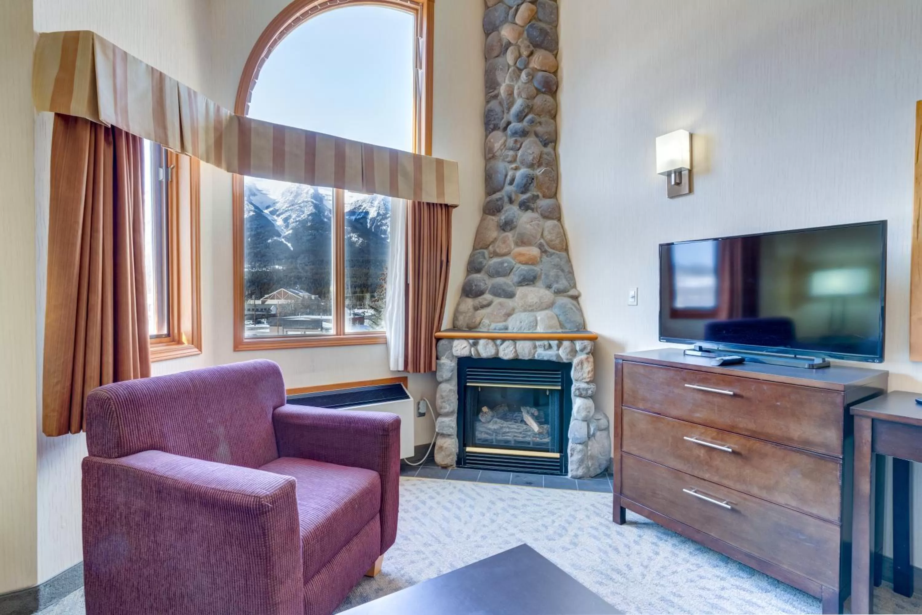 TV and multimedia in Chateau Canmore