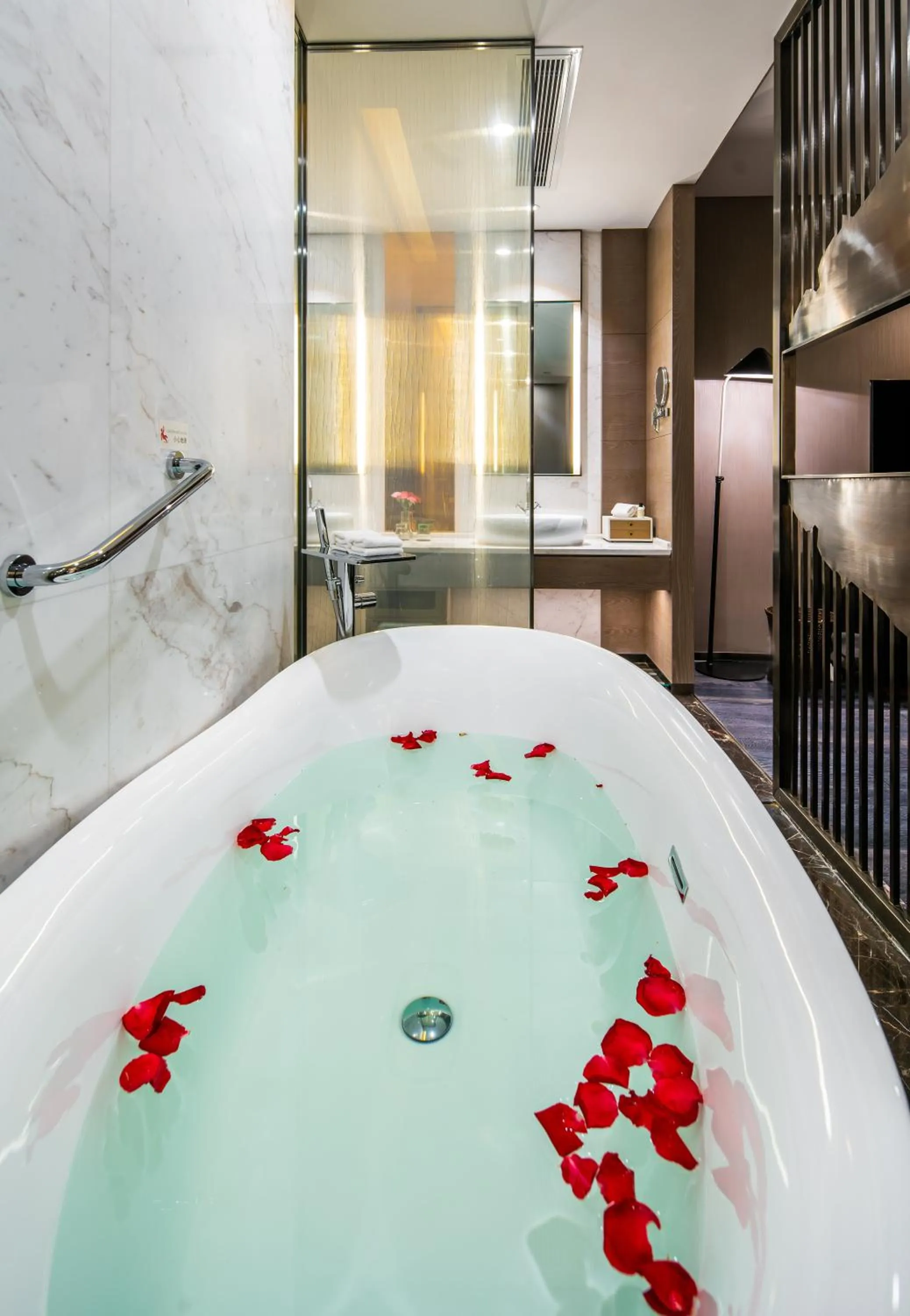 Bath in Cachet Boutique Kunming Artime 昆明彩云里凯世精品酒店