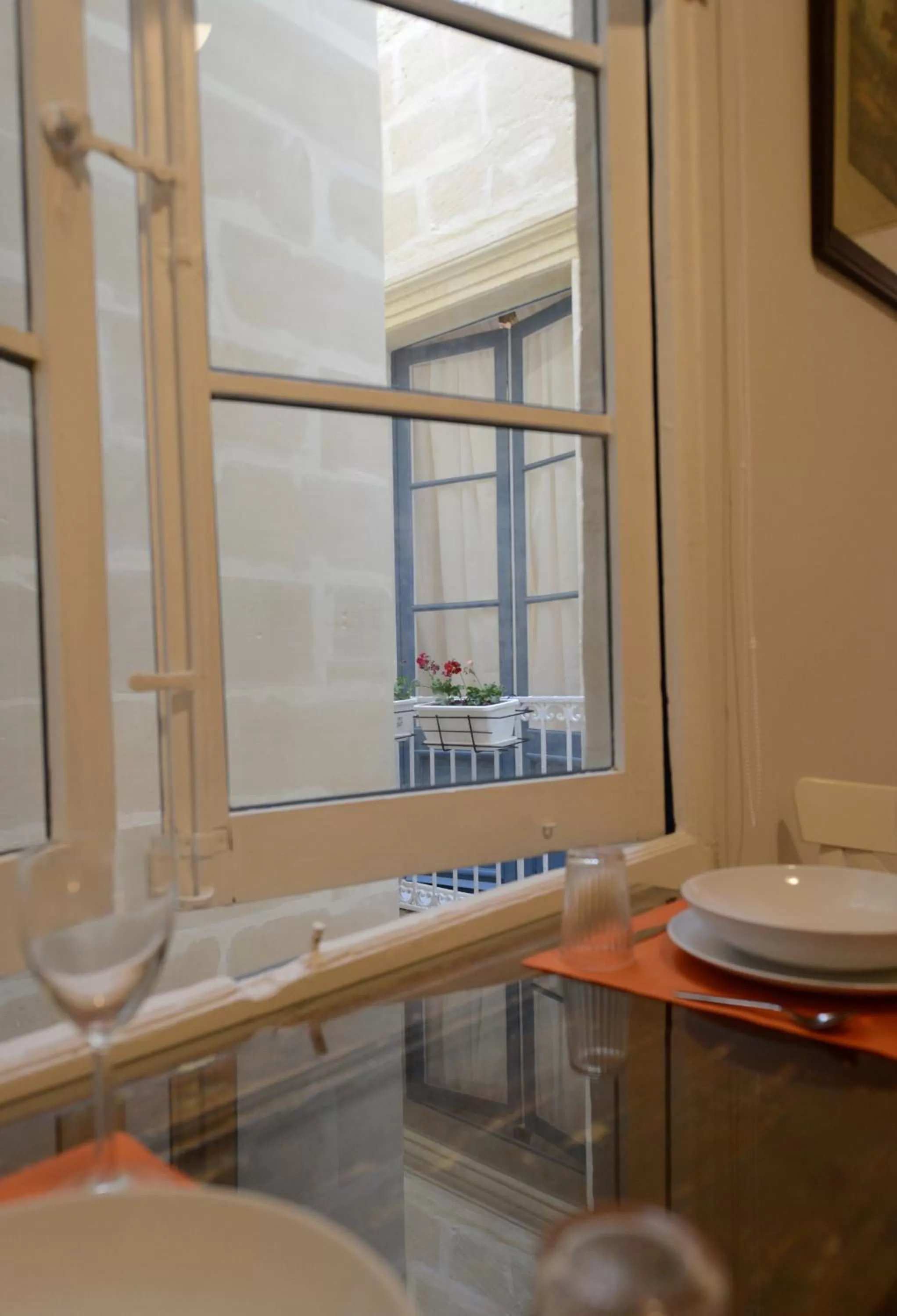 Dining area in Paulos Valletta