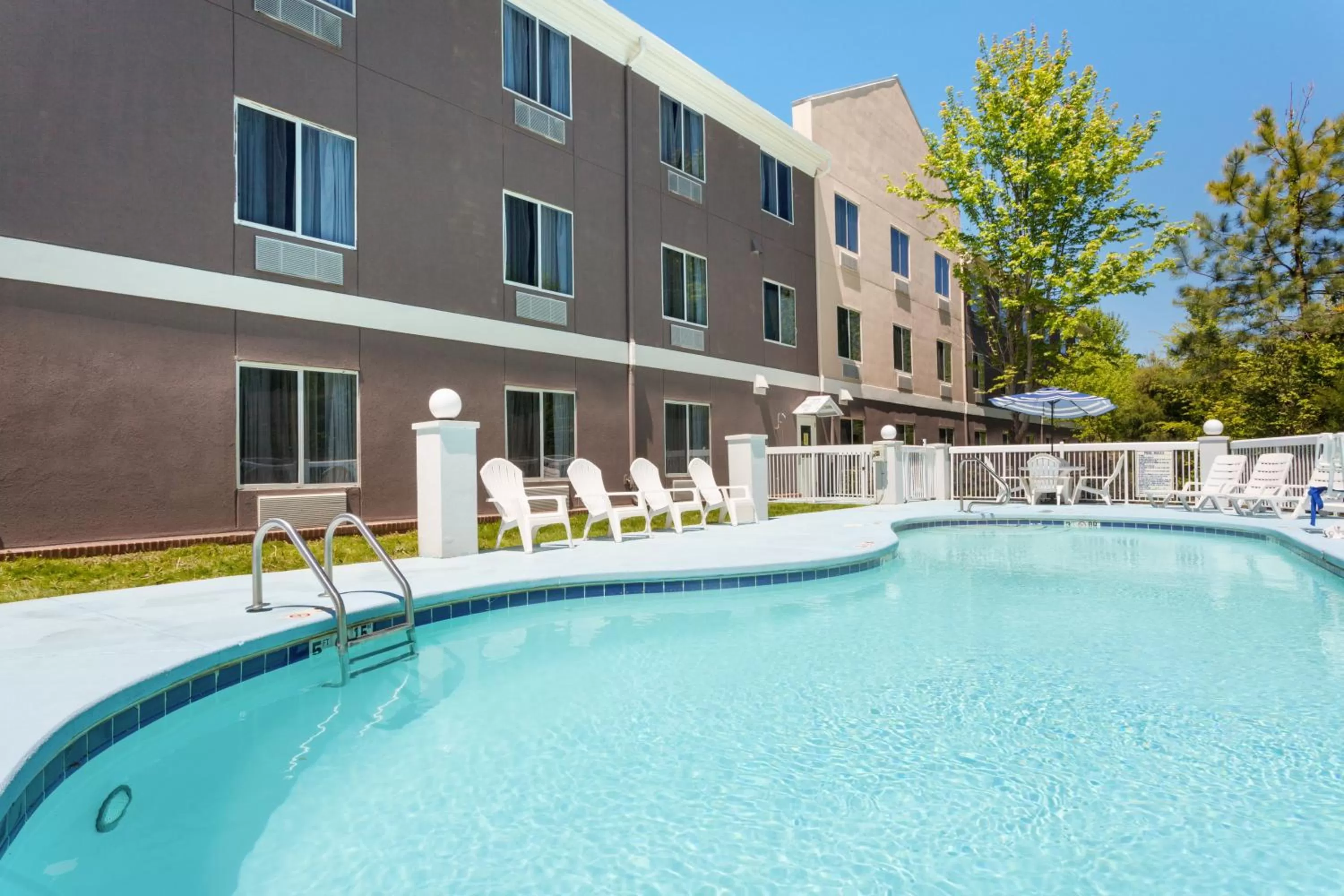 Swimming pool in Holiday Inn Express Hotel & Suites Mebane by IHG