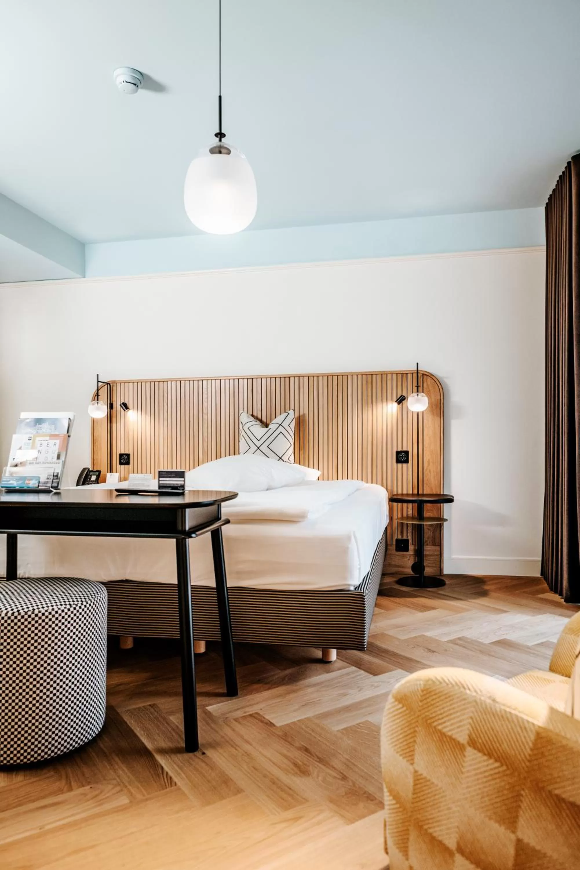 Photo of the whole room, Bed in Best Western Plus Hotel Bern