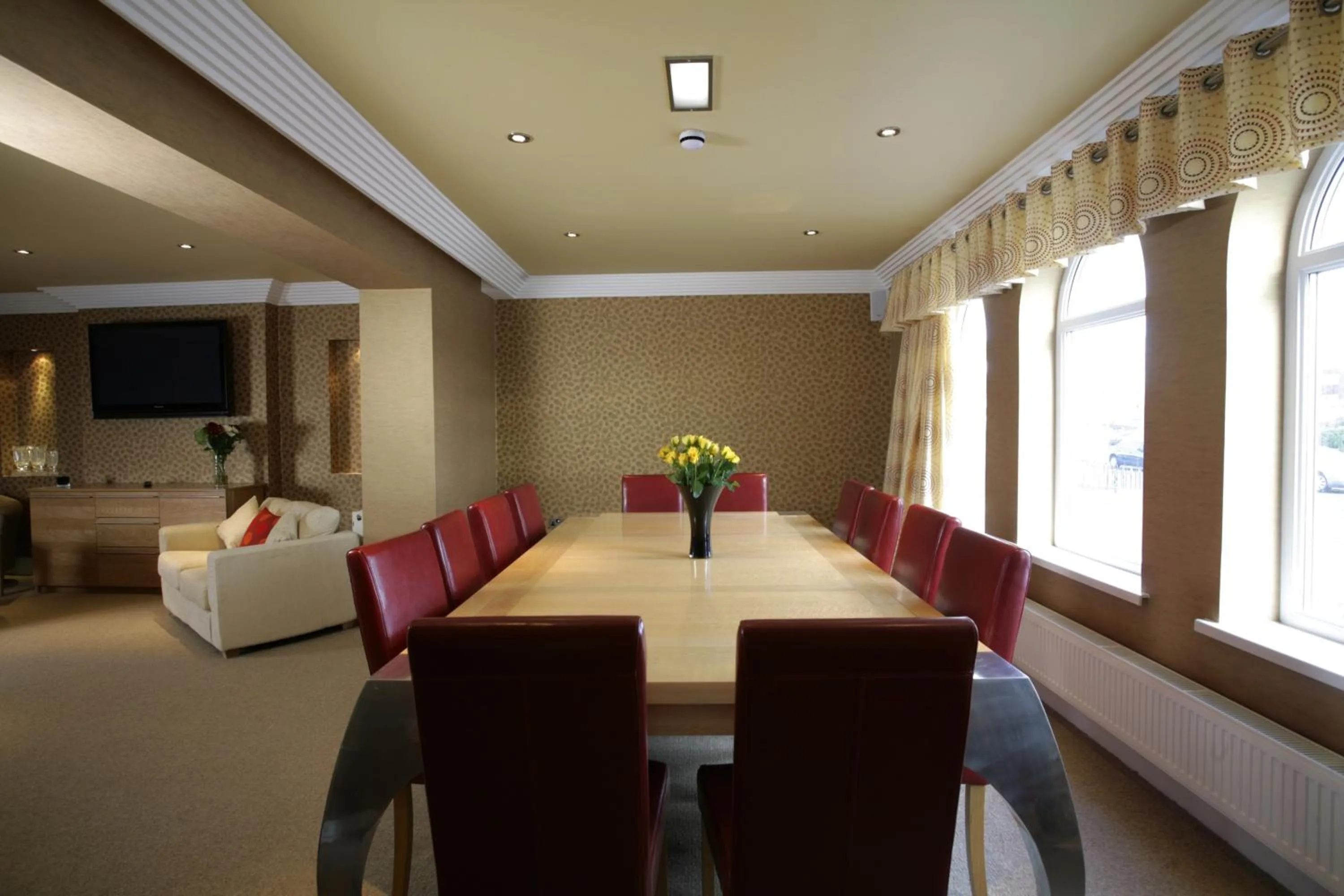 Lounge or bar in Number One South Beach