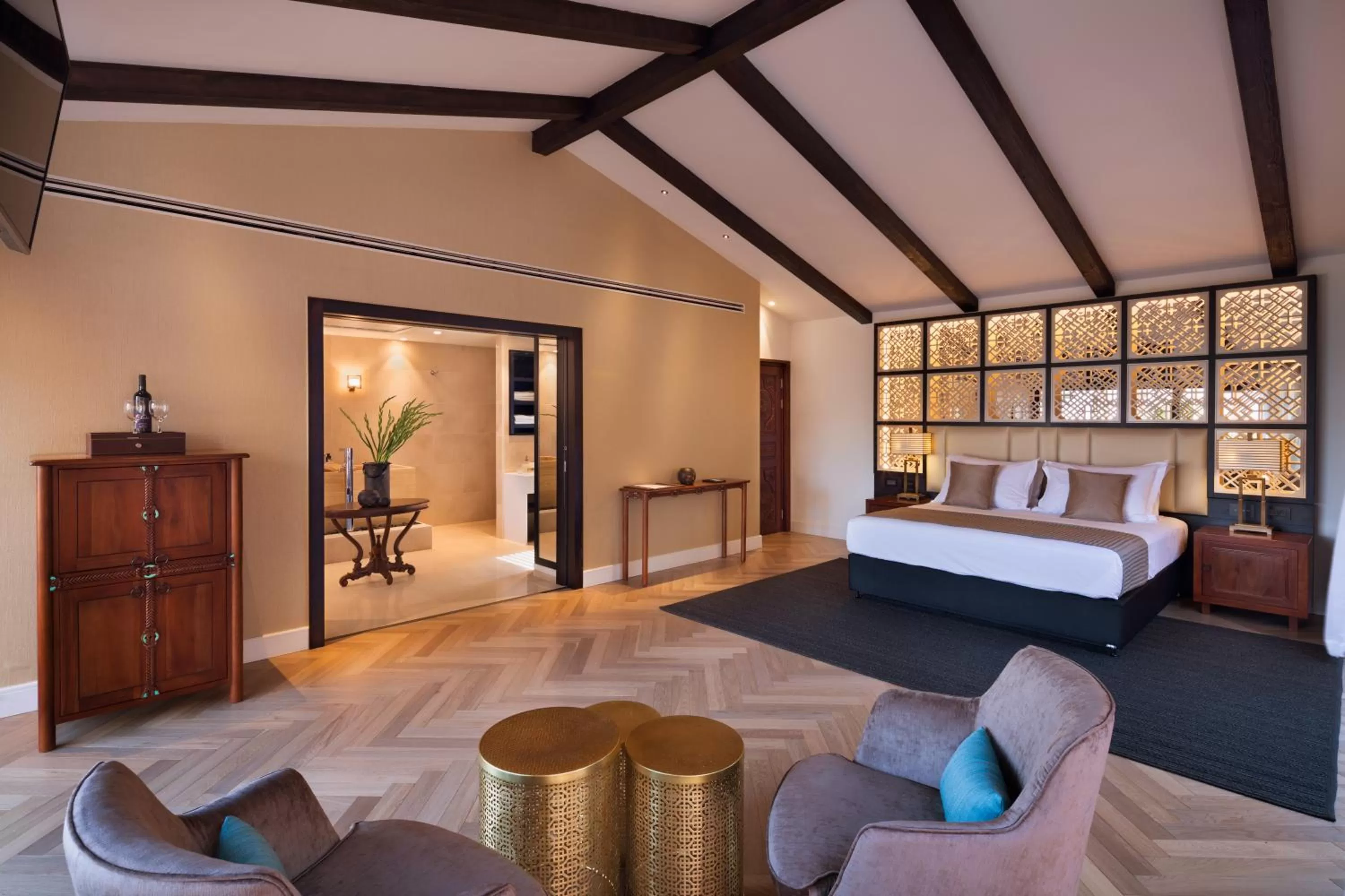 Bed in Herbert Samuel Royal Shangri-La Eilat